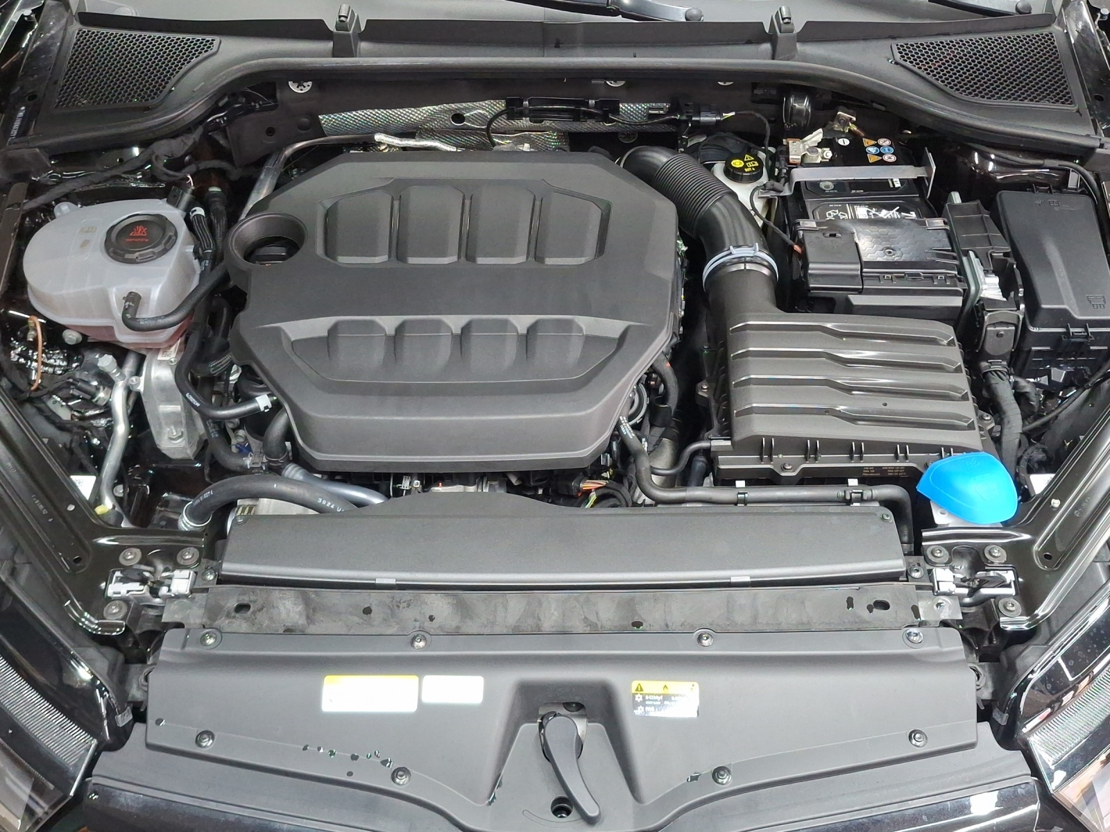 SKODA Octavia Combi 2.0 TSI DSG RS-image-13