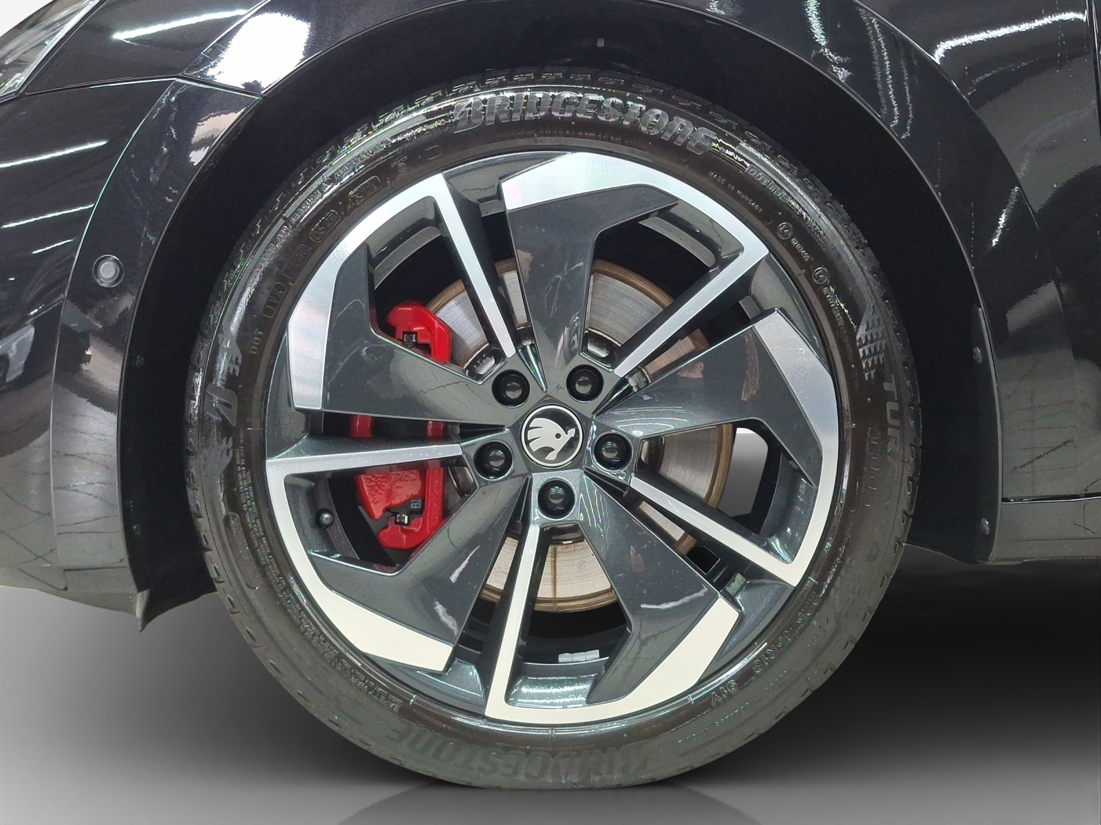 SKODA Octavia Combi 2.0 TSI DSG RS-image-14