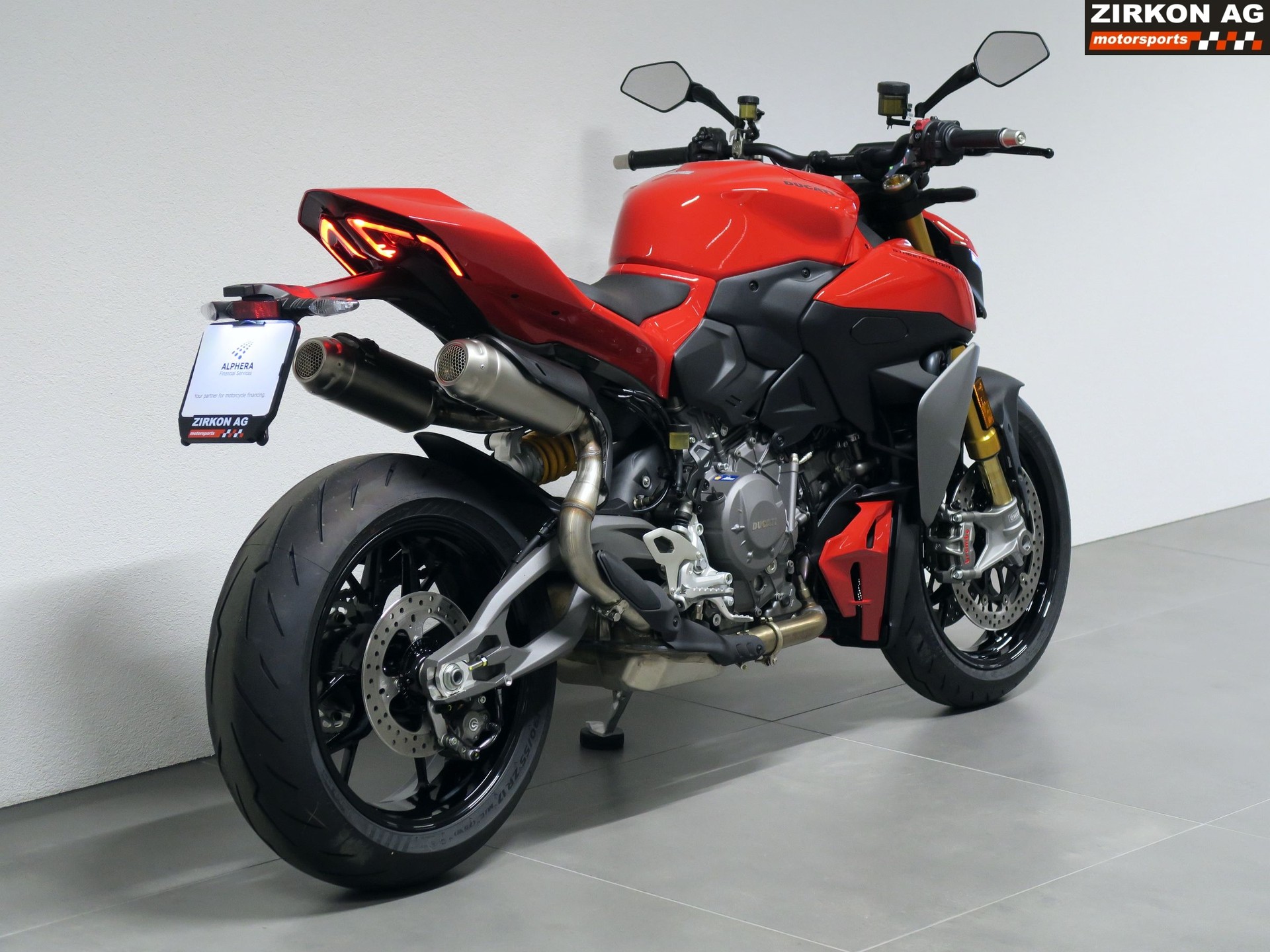 DUCATI Streetfighter V2 S-image-6