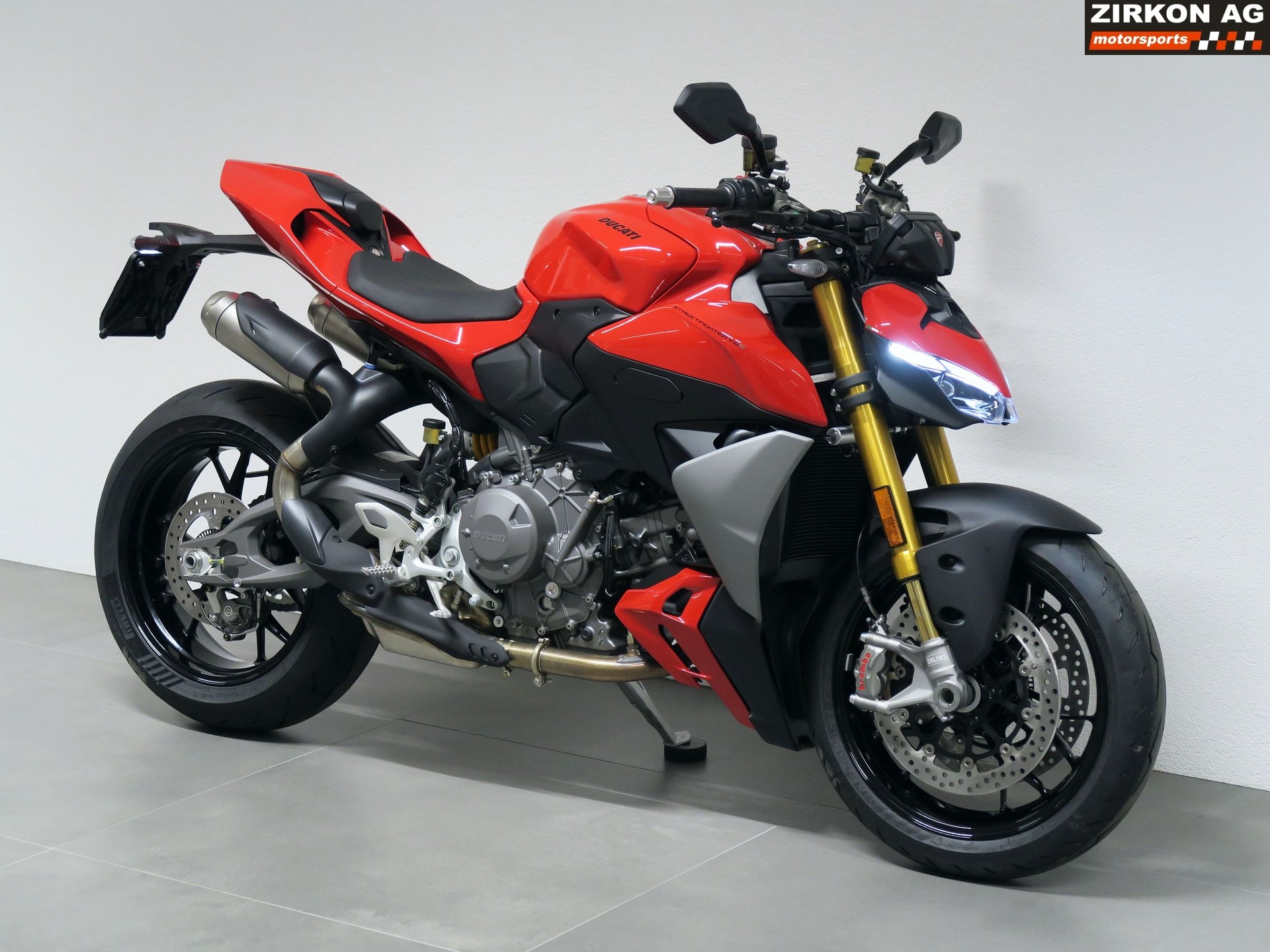 DUCATI Streetfighter V2 S-showroom-element-2