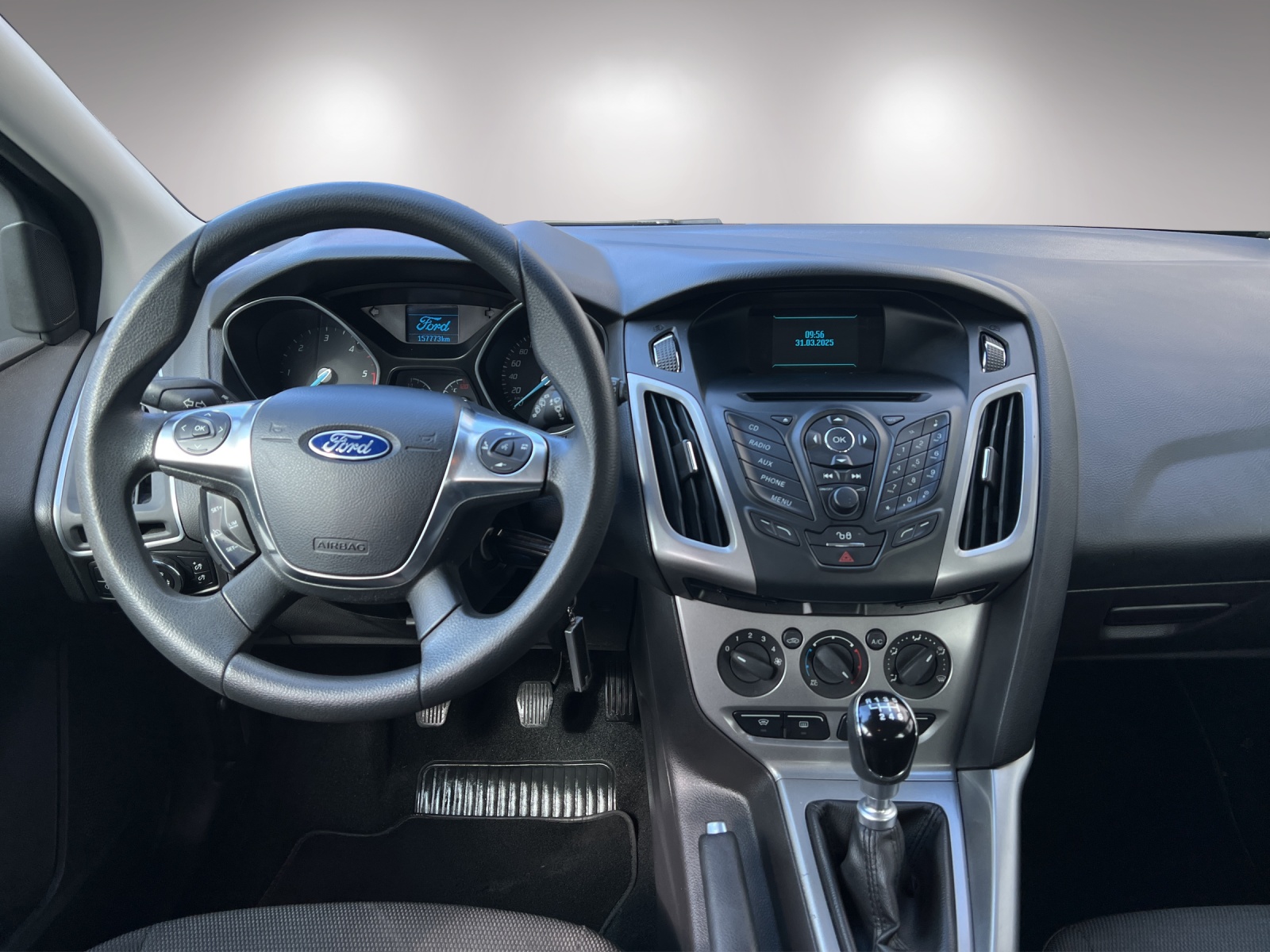 FORD Focus 1.6 TDCi Trend-image-9