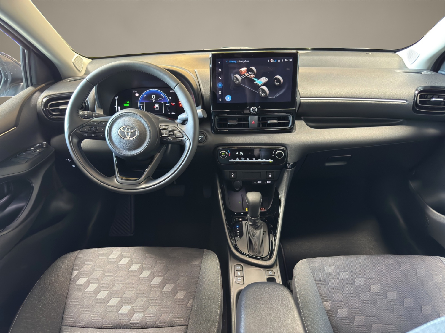TOYOTA Yaris 1.5 VVT-i HSD Trend-image-10
