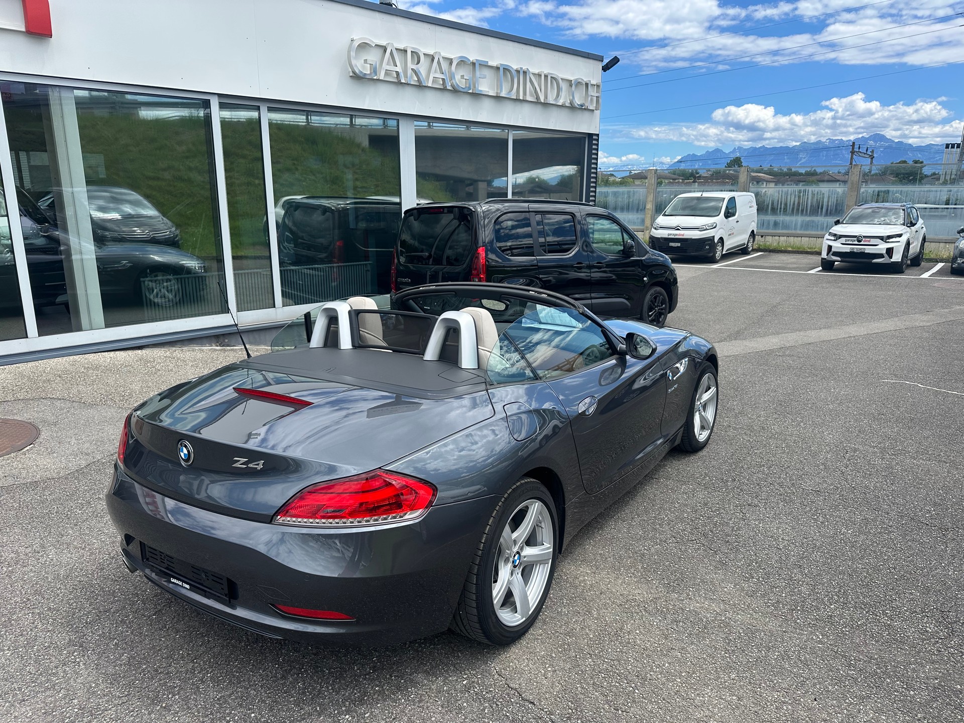 BMW Z4 sDrive 1.8i-image-12