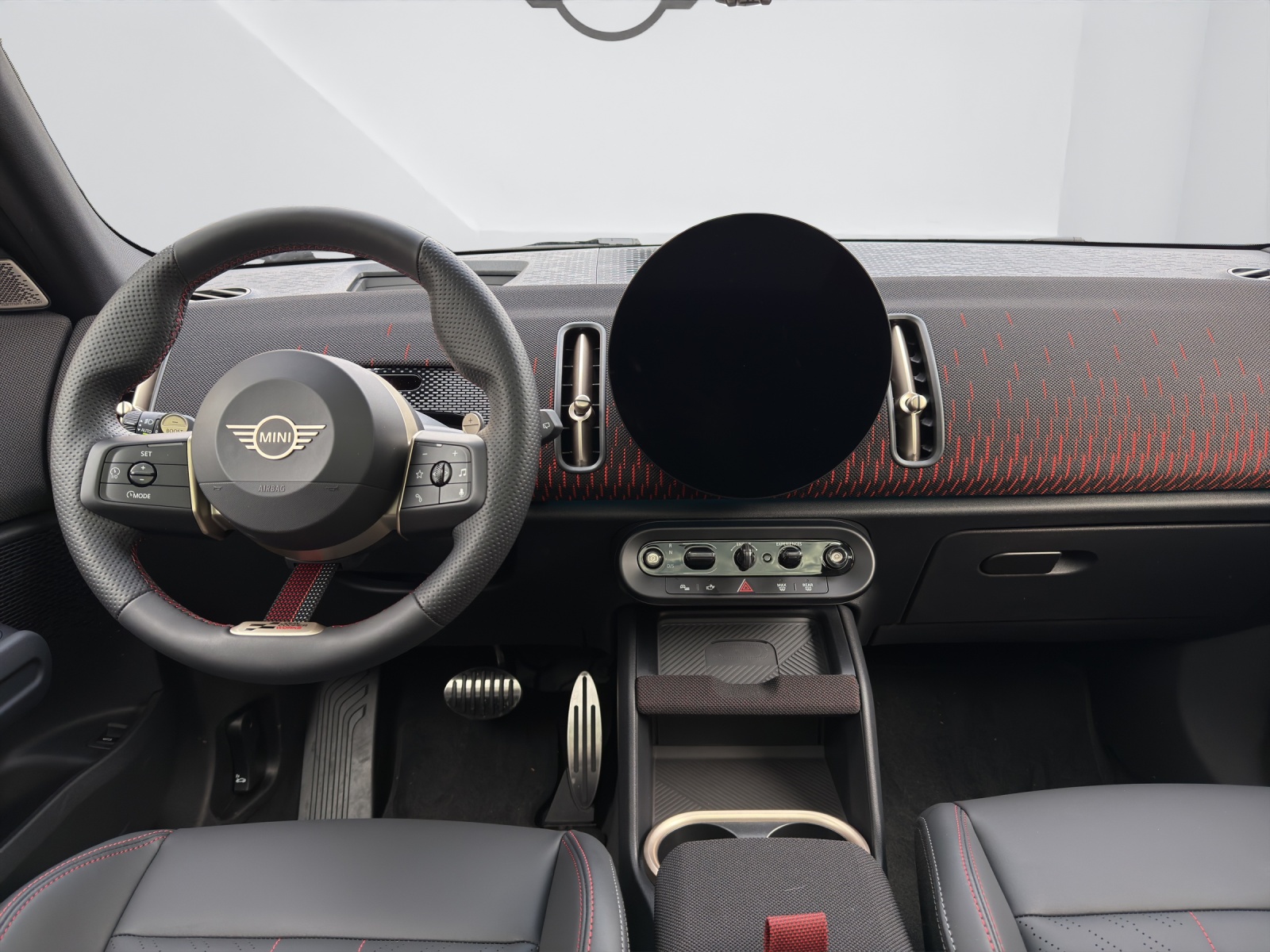 MINI Countryman U25 2.0i John Cooper Works ALL4-image-15