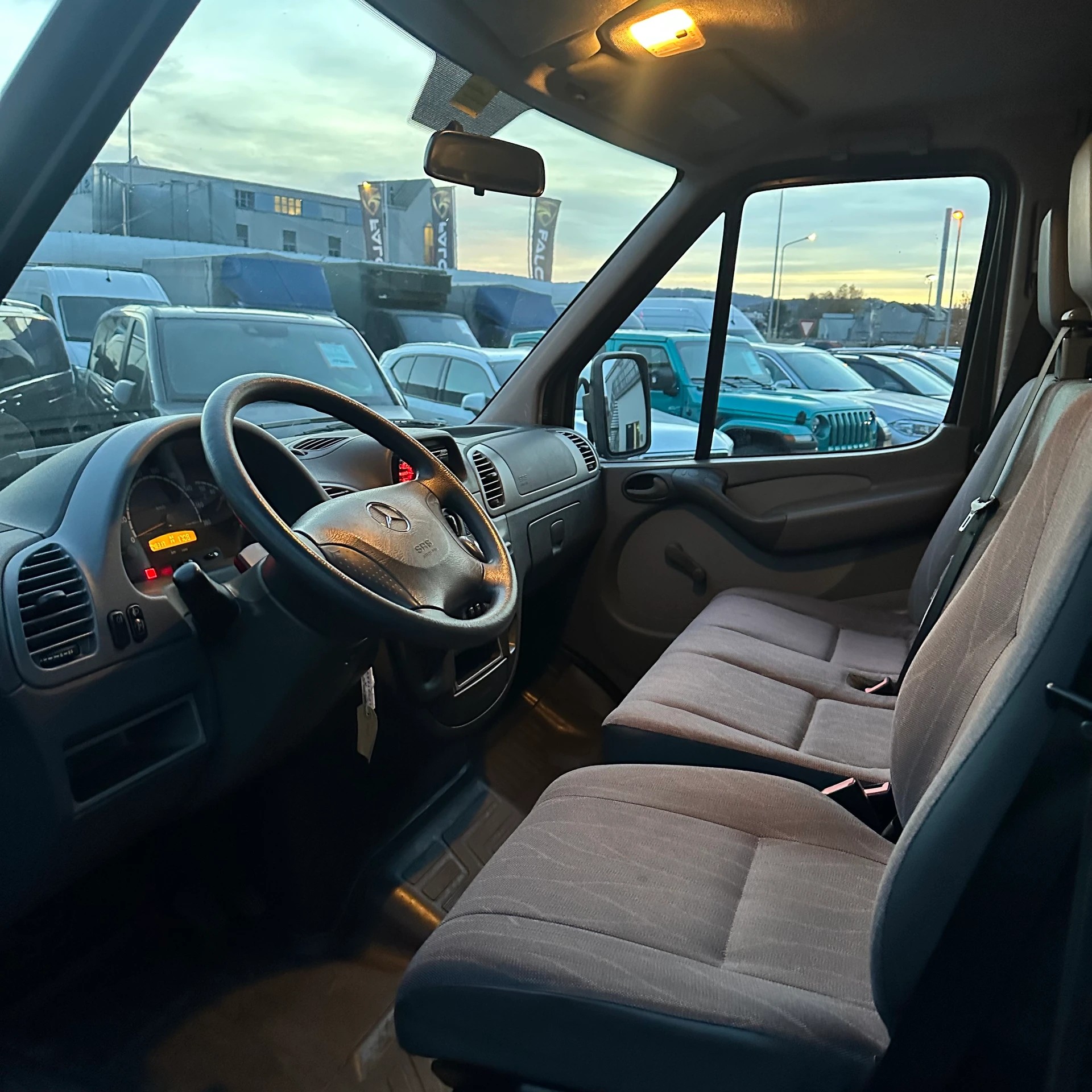 MERCEDES-BENZ Sprinter 313 CDI 4x4-image-16