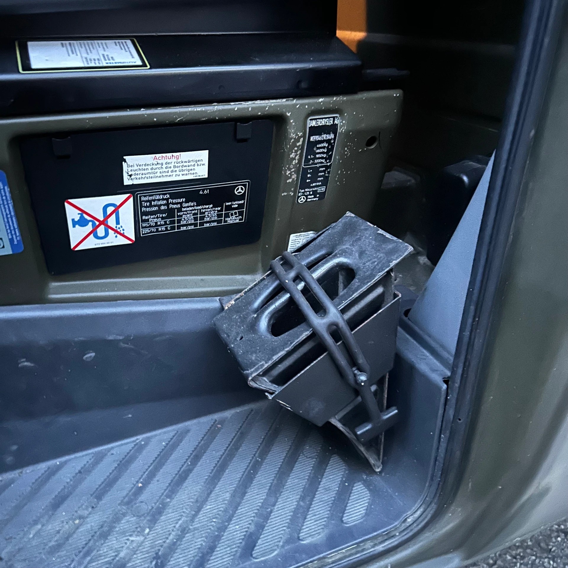 MERCEDES-BENZ Sprinter 313 CDI 4x4-image-23