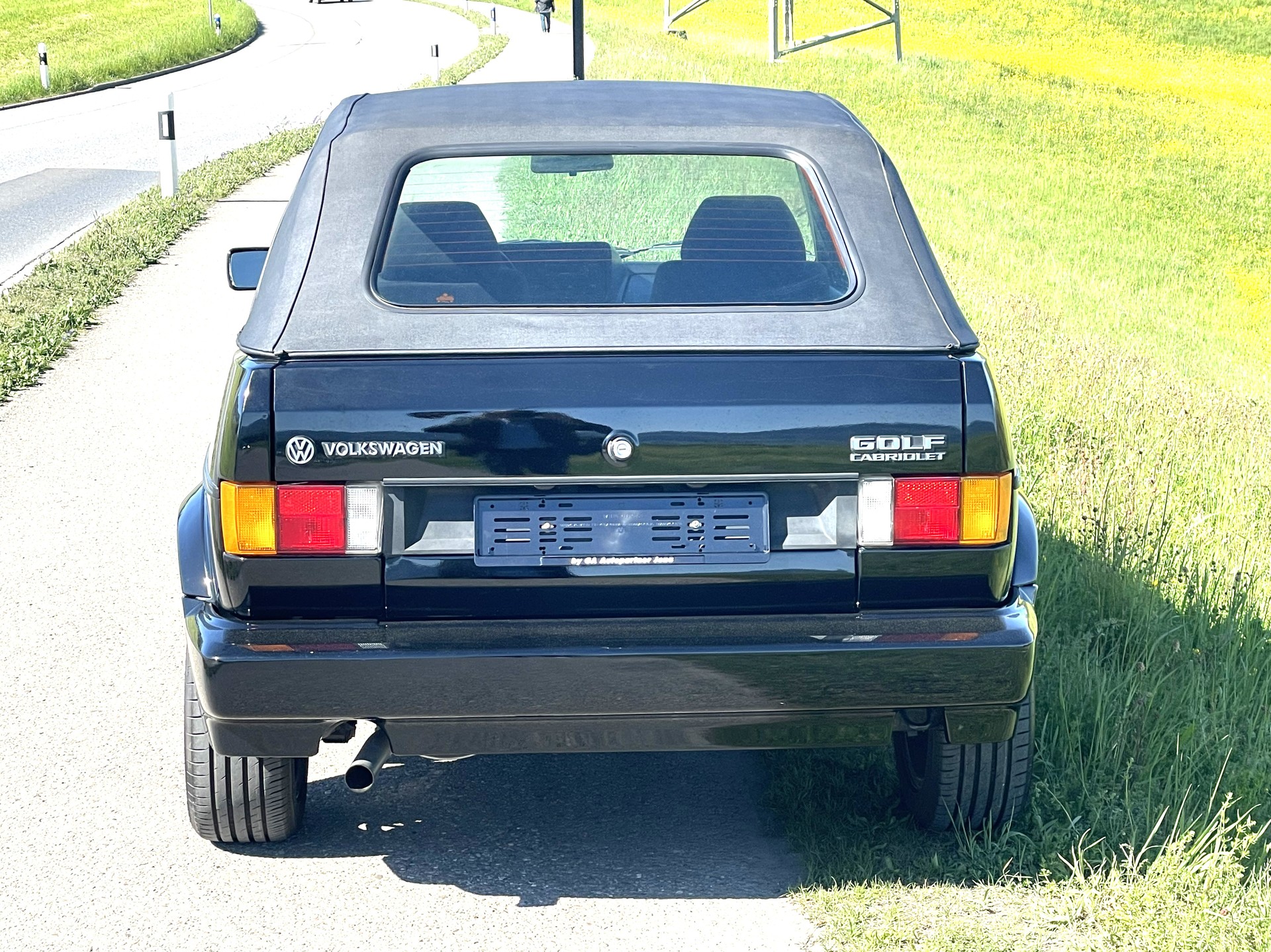 VW Golf Cabriolet 1800 Sport-Line-image-10
