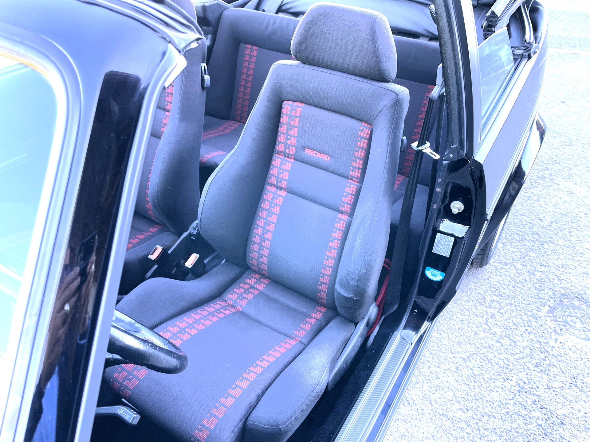 VW Golf Cabriolet 1800 Sport-Line-image-7