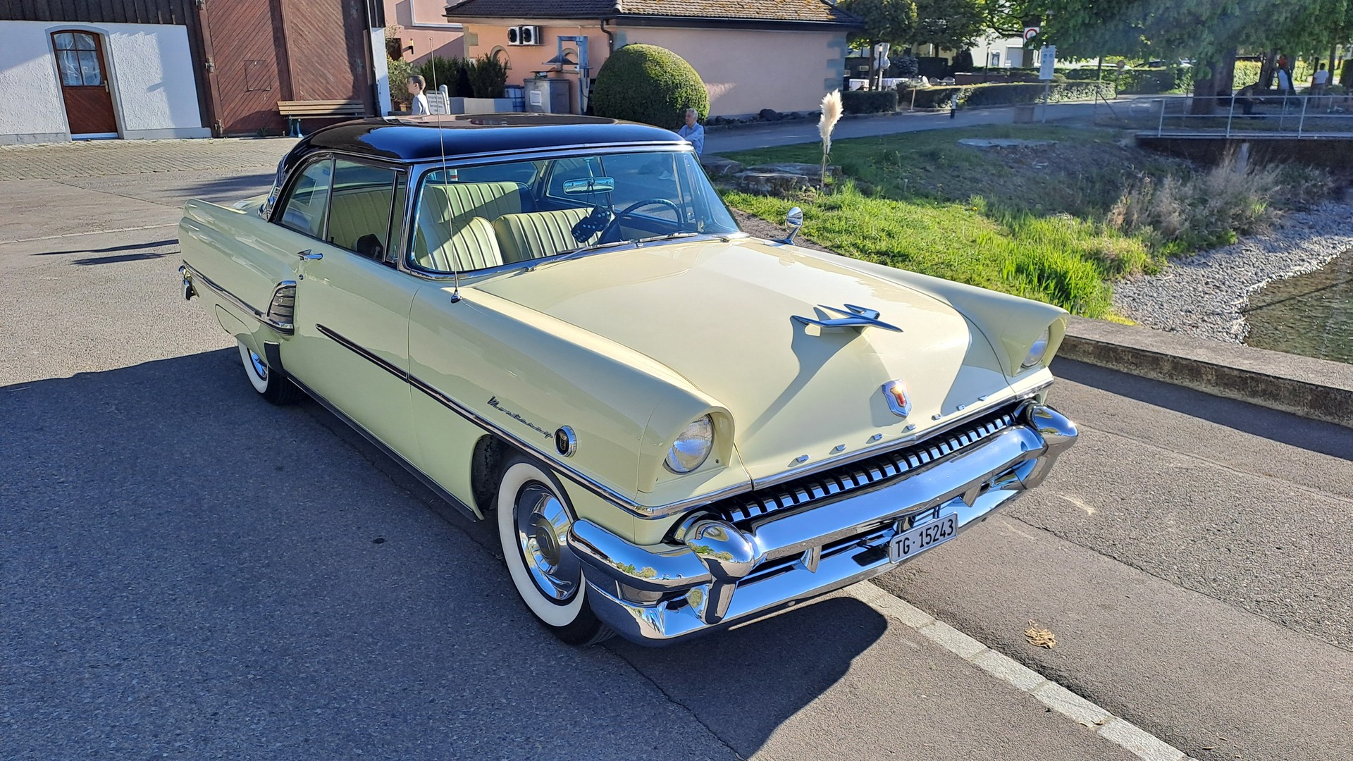 FORD Mercury Monterey-image-2