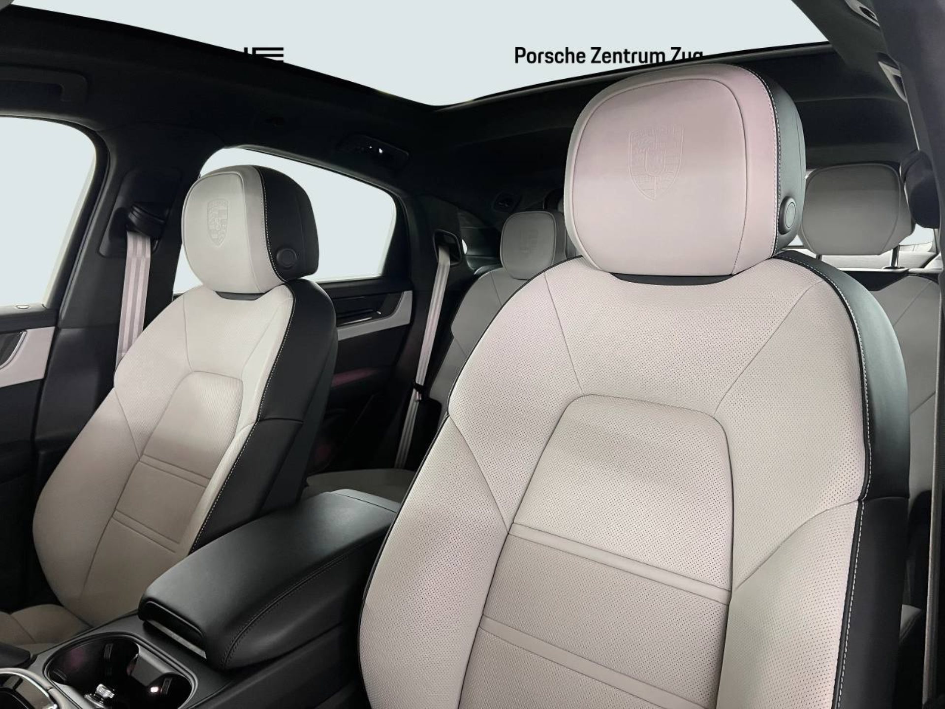 PORSCHE Cayenne S E-Hybrid Coupé-image-4