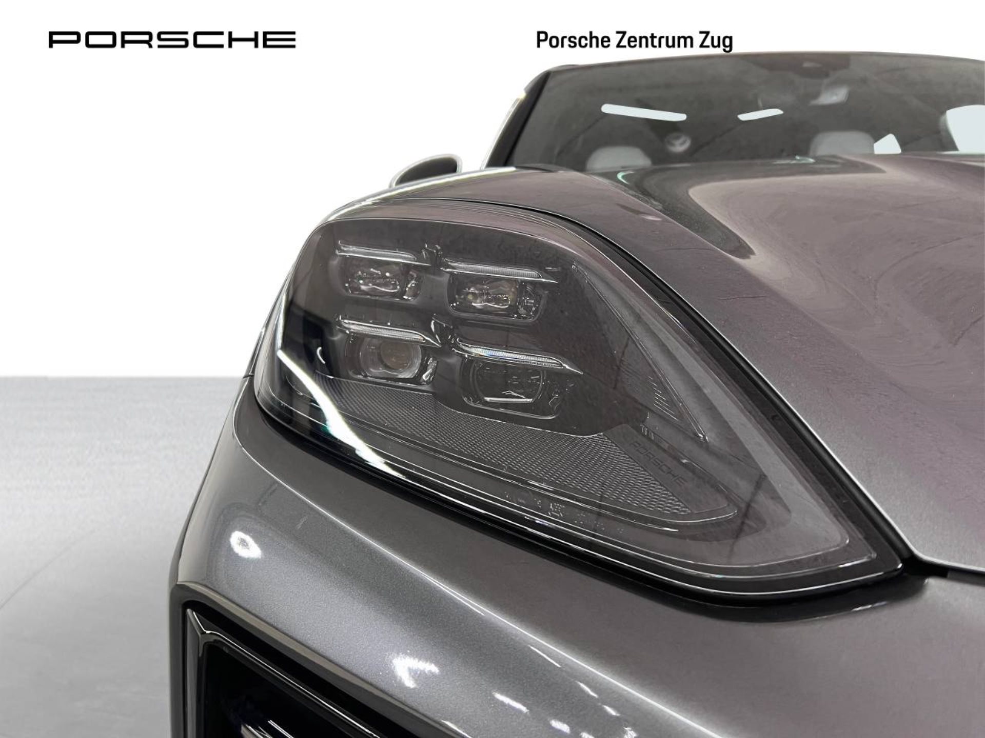 PORSCHE Cayenne S E-Hybrid Coupé-image-11