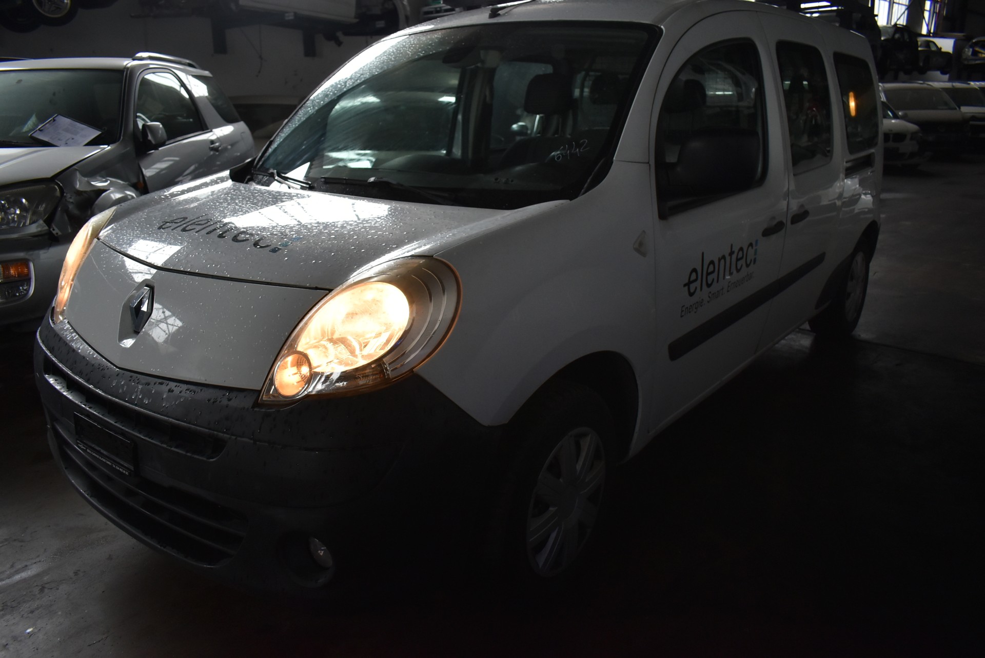 RENAULT Kangoo Maxi dCi 90 5 Plätze / 5 places-image-5