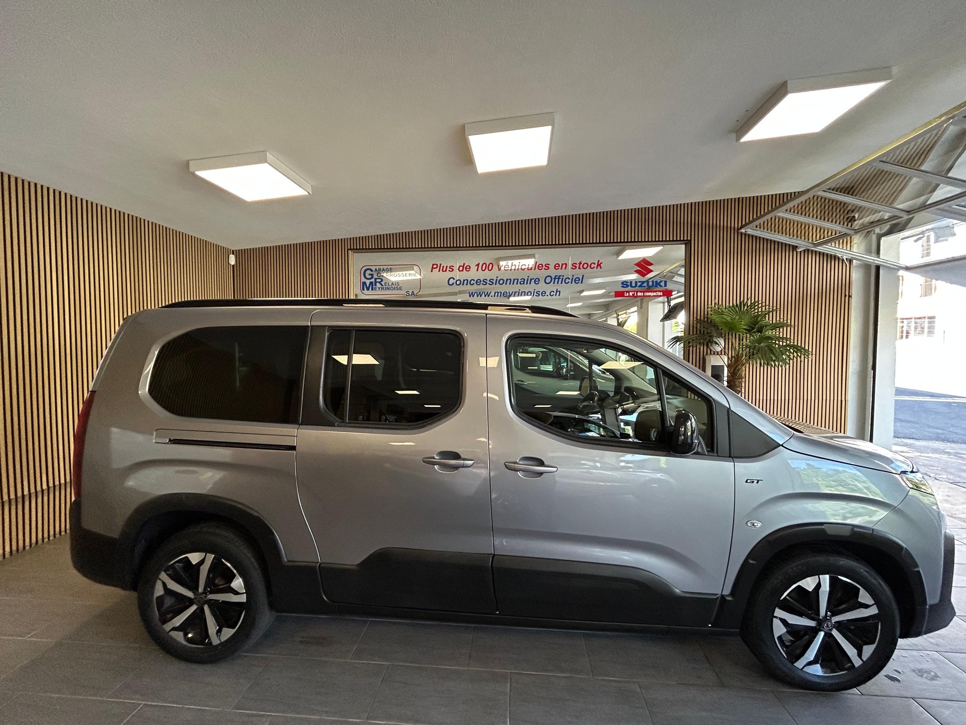 PEUGEOT Rifter Long 1.5 BlueHDi 130 Allure 7 PLACES/ 7 PLATZ