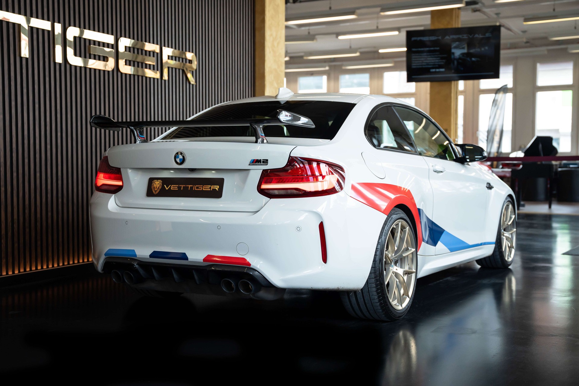 BMW M2 Competition Drivelogic-image-5