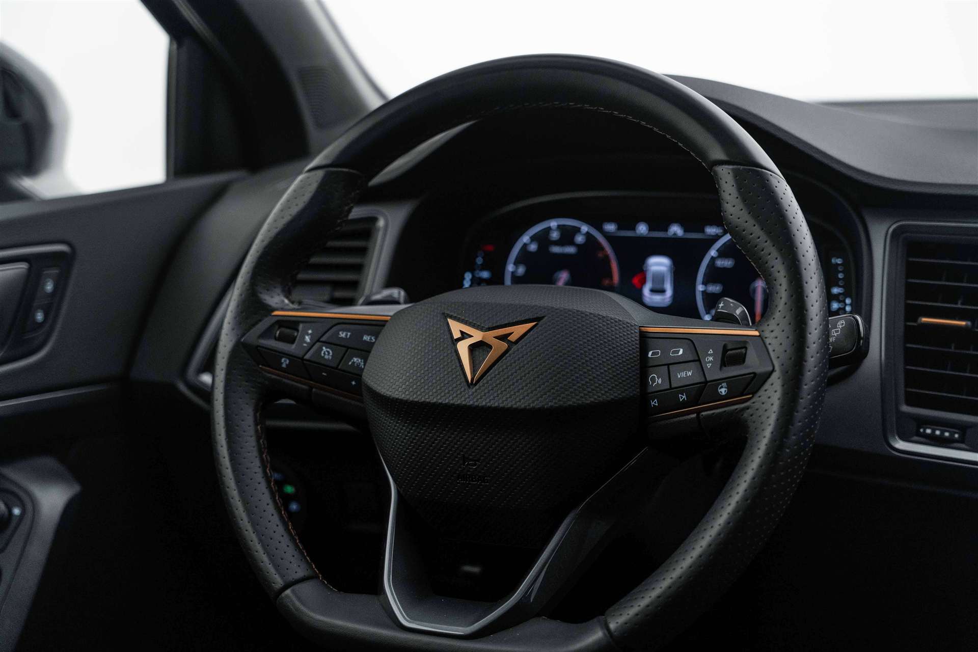 CUPRA Ateca 2.0TSI VZ 4Drive DSG 300PS-image-10