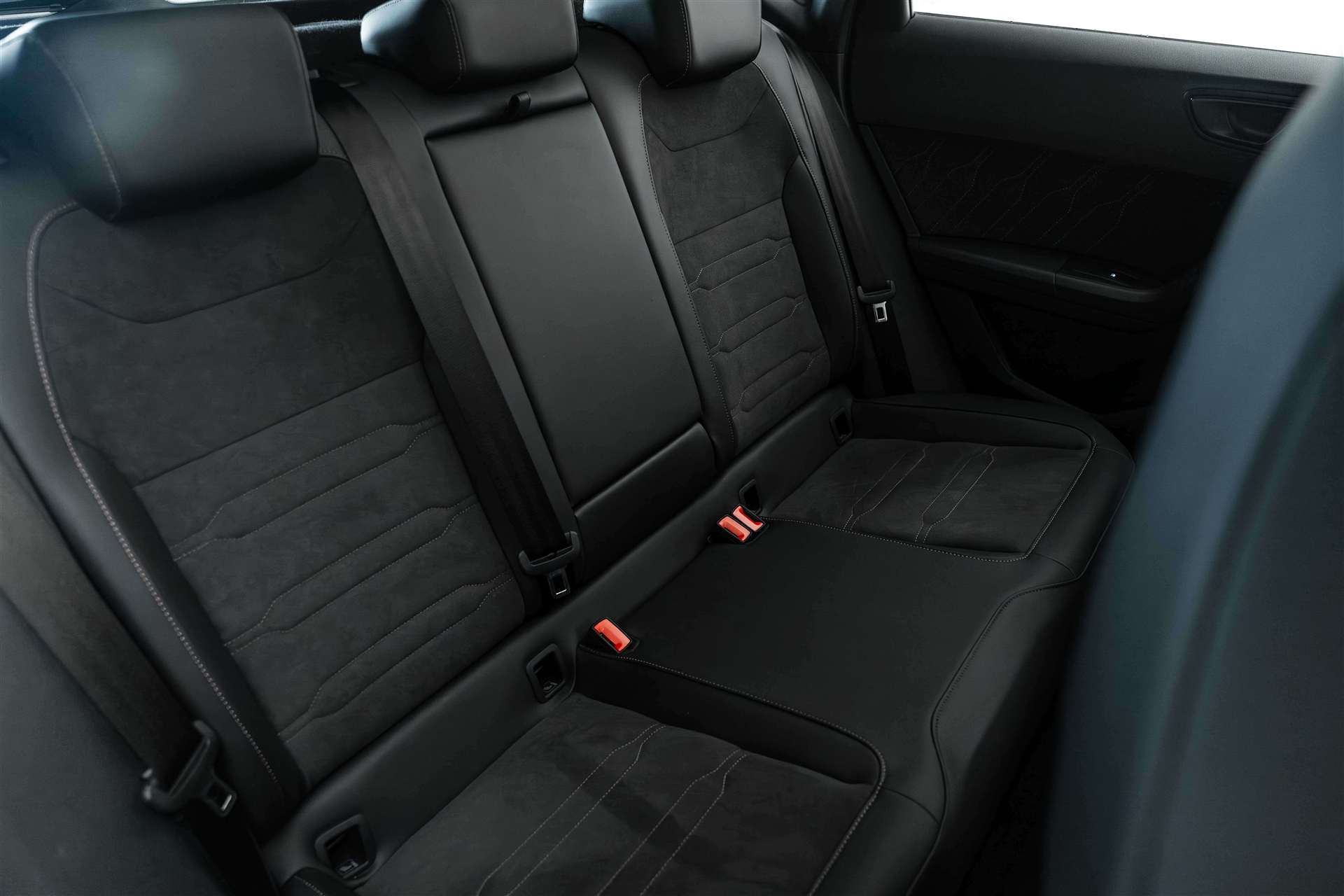 CUPRA Ateca 2.0TSI VZ 4Drive DSG 300PS-image-15