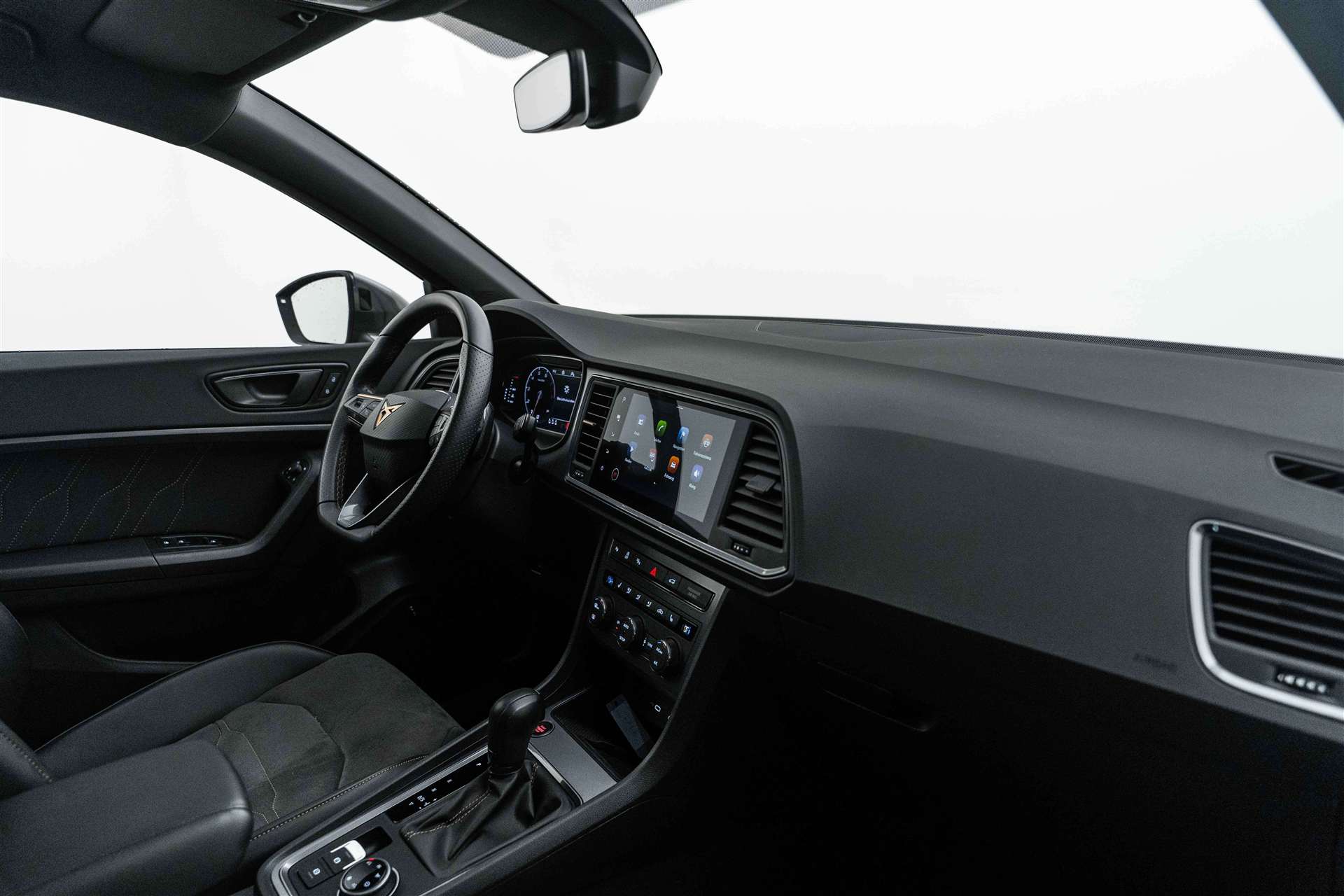CUPRA Ateca 2.0TSI VZ 4Drive DSG 300PS-image-11