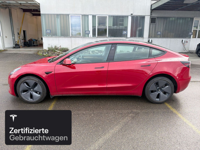 TESLA Model 3 Long Range AWD-showroom-element-3