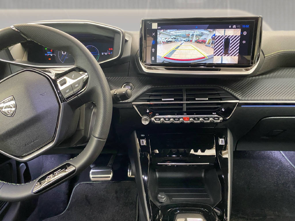 PEUGEOT 208 Hybrid 145 e-DCS6 GT-image-11