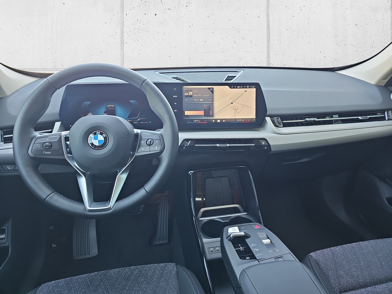 BMW X1 sDrive 18i-image-13