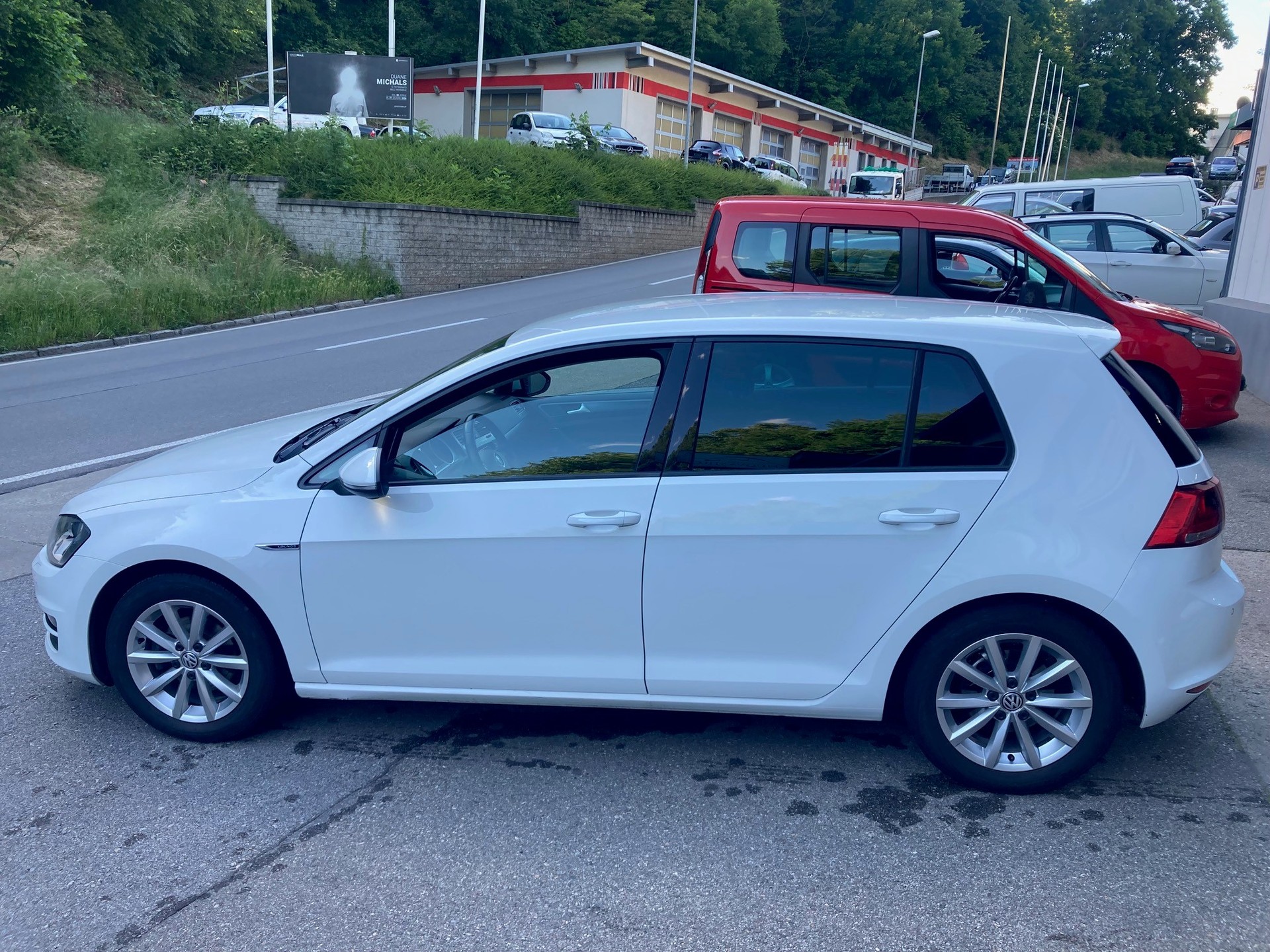 VW Golf 1.2 TSI Lounge-image-4