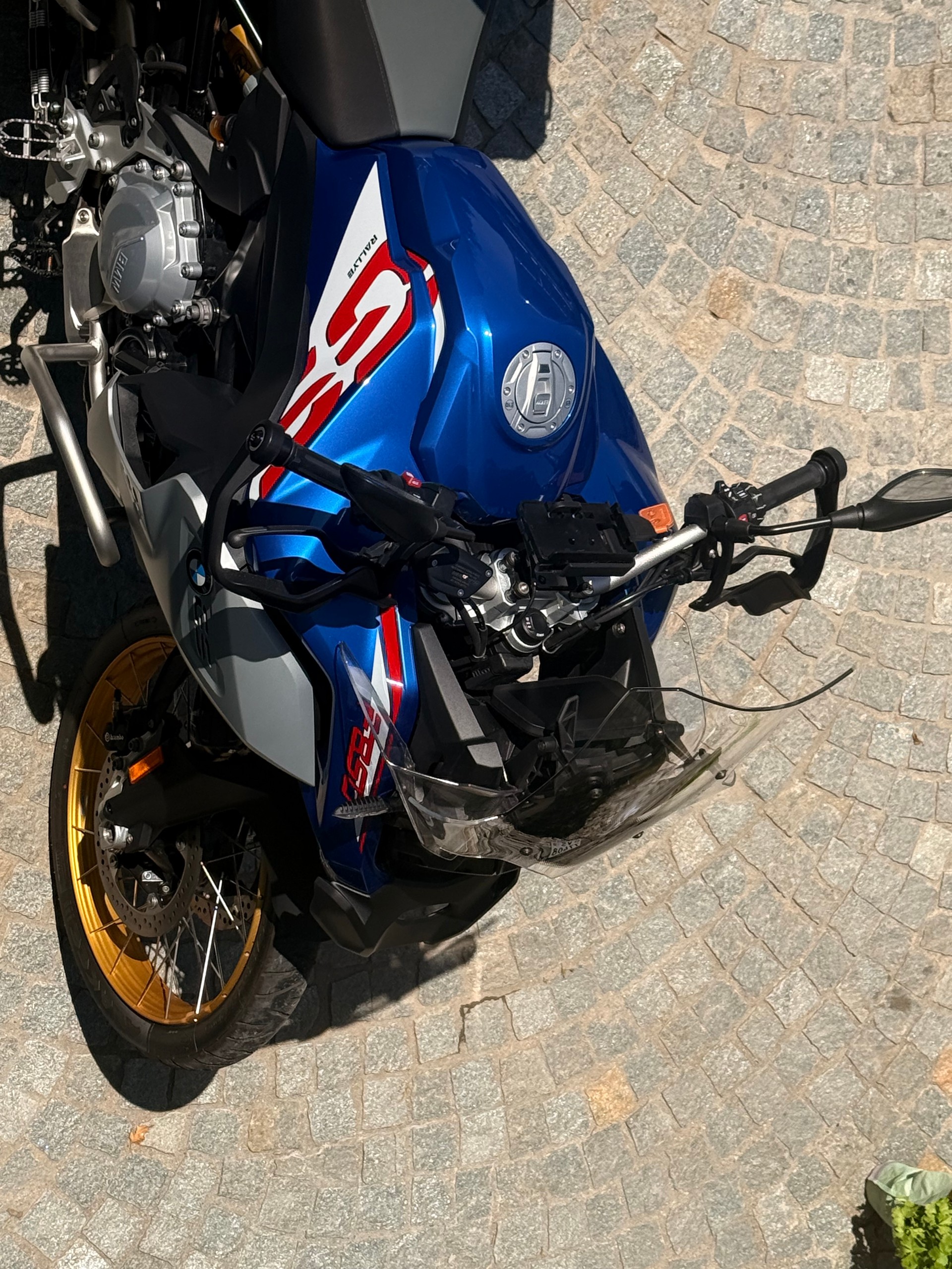 BMW F 850 GS Adventure ABS (35kW)-image-2