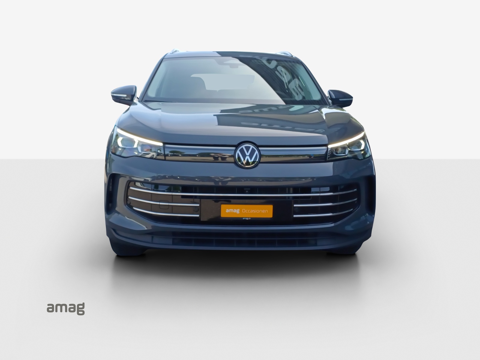 VW Tiguan 2.0 TSI DSG Elegance 4Motion-image-6