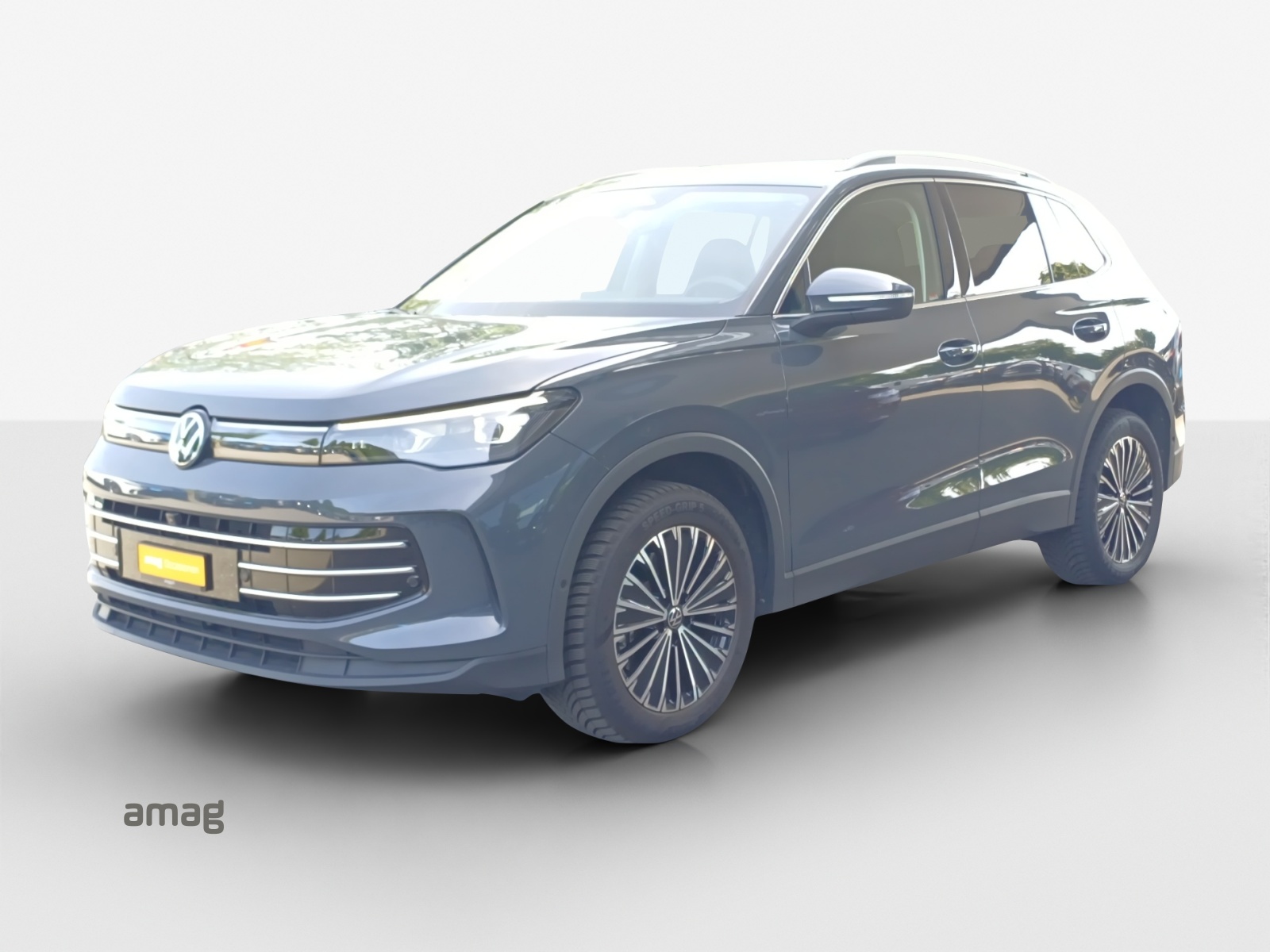 VW Tiguan 2.0 TSI DSG Elegance 4Motion-image-0
