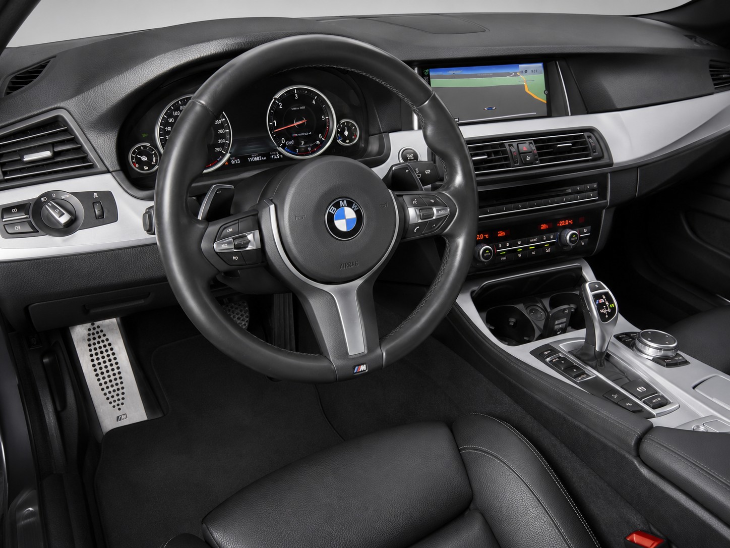 BMW M 550d xDrive M-Sport-image-12