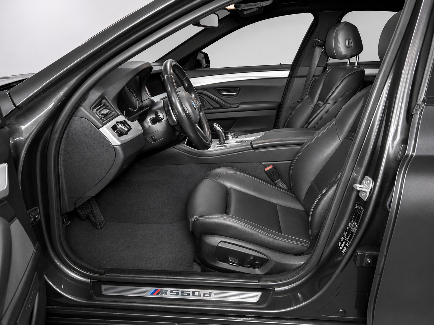 BMW M 550d xDrive M-Sport-image-6