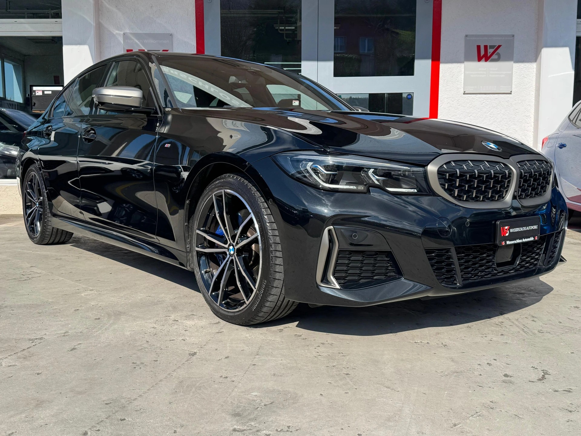 BMW M340i xDrive 48V Steptronic-showroom-element-1
