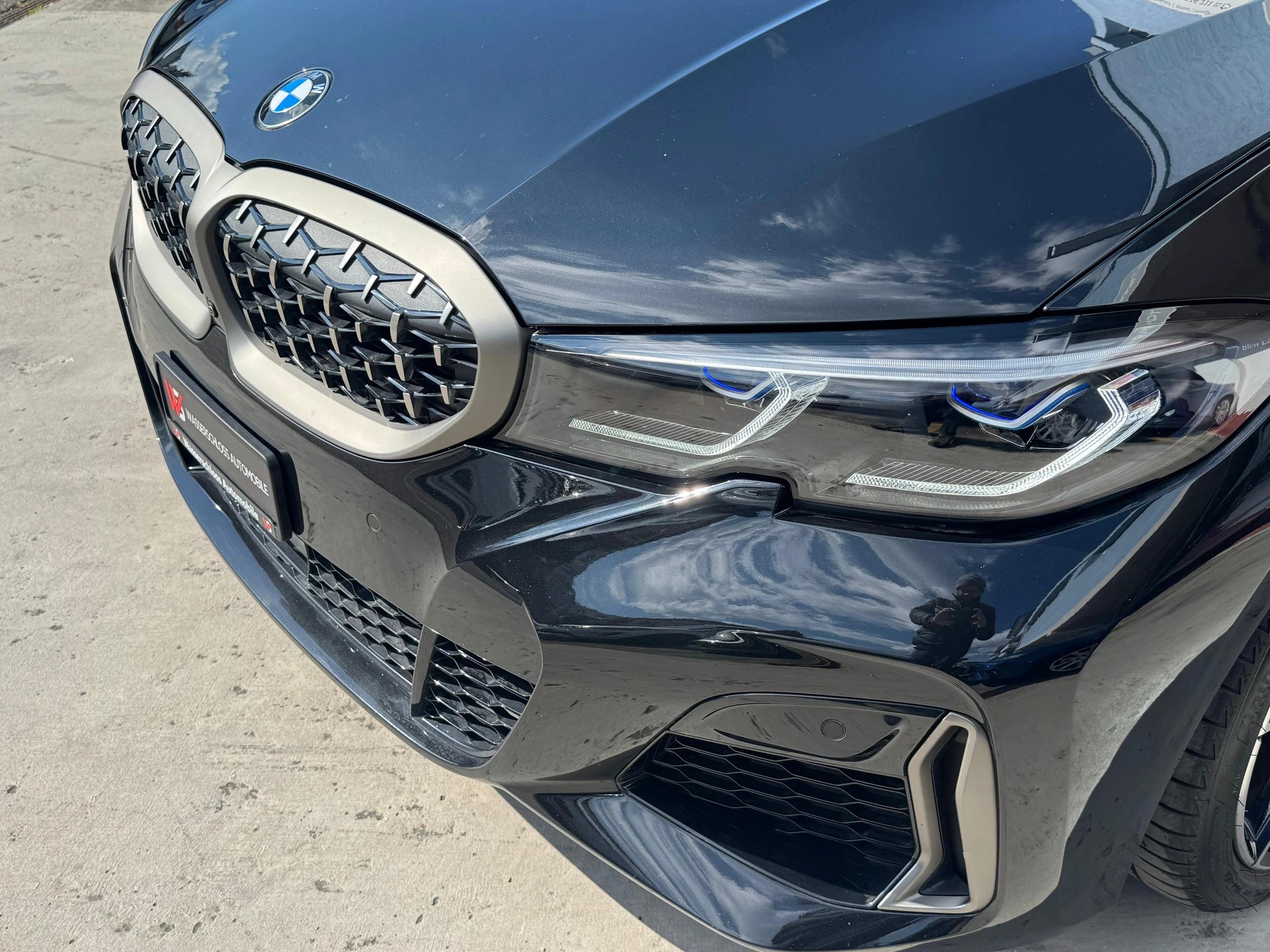 BMW M340i xDrive 48V Steptronic-image-6