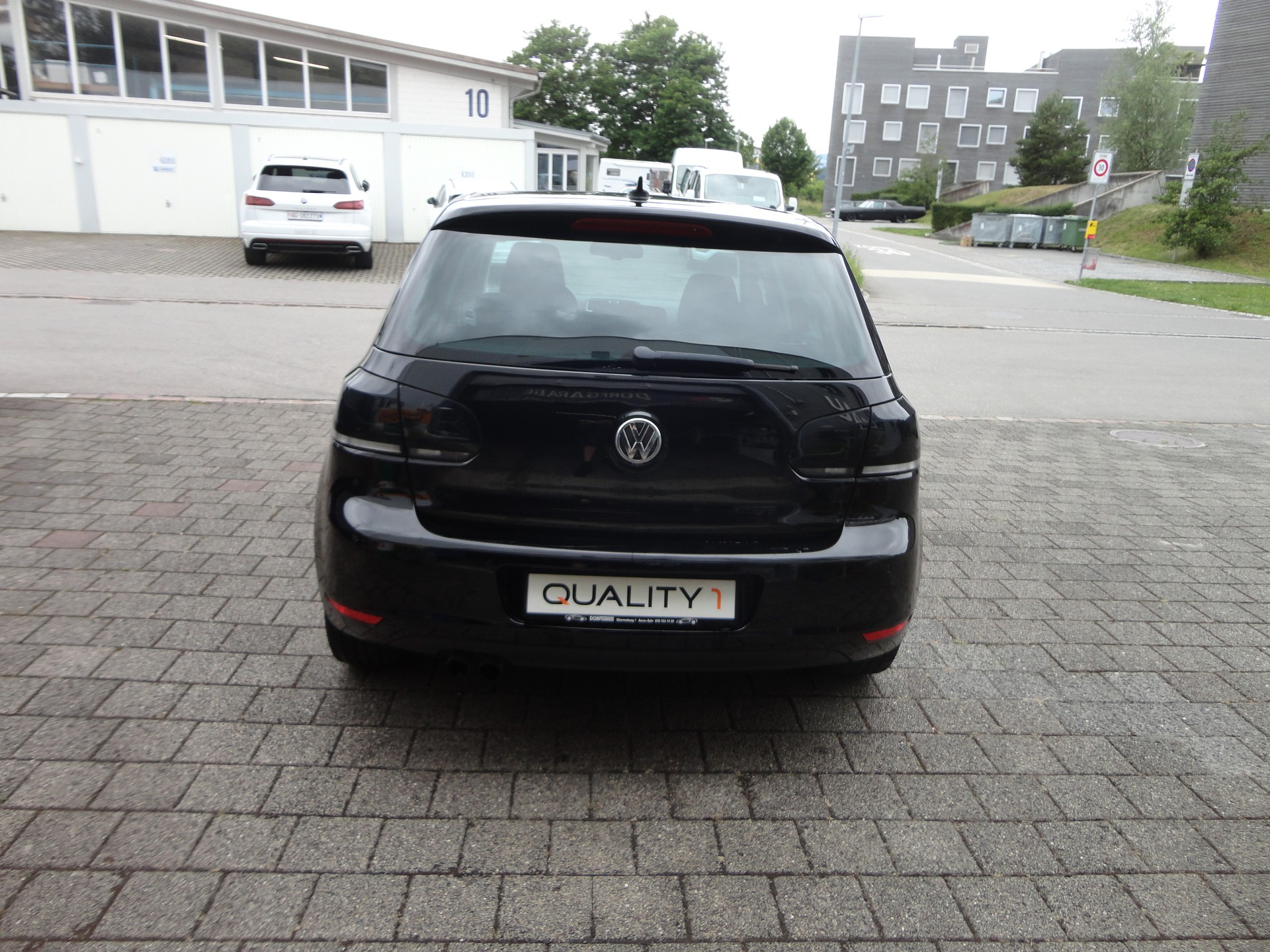 VW Golf 2.0 TDI BlueMotion Technology Highline-image-3