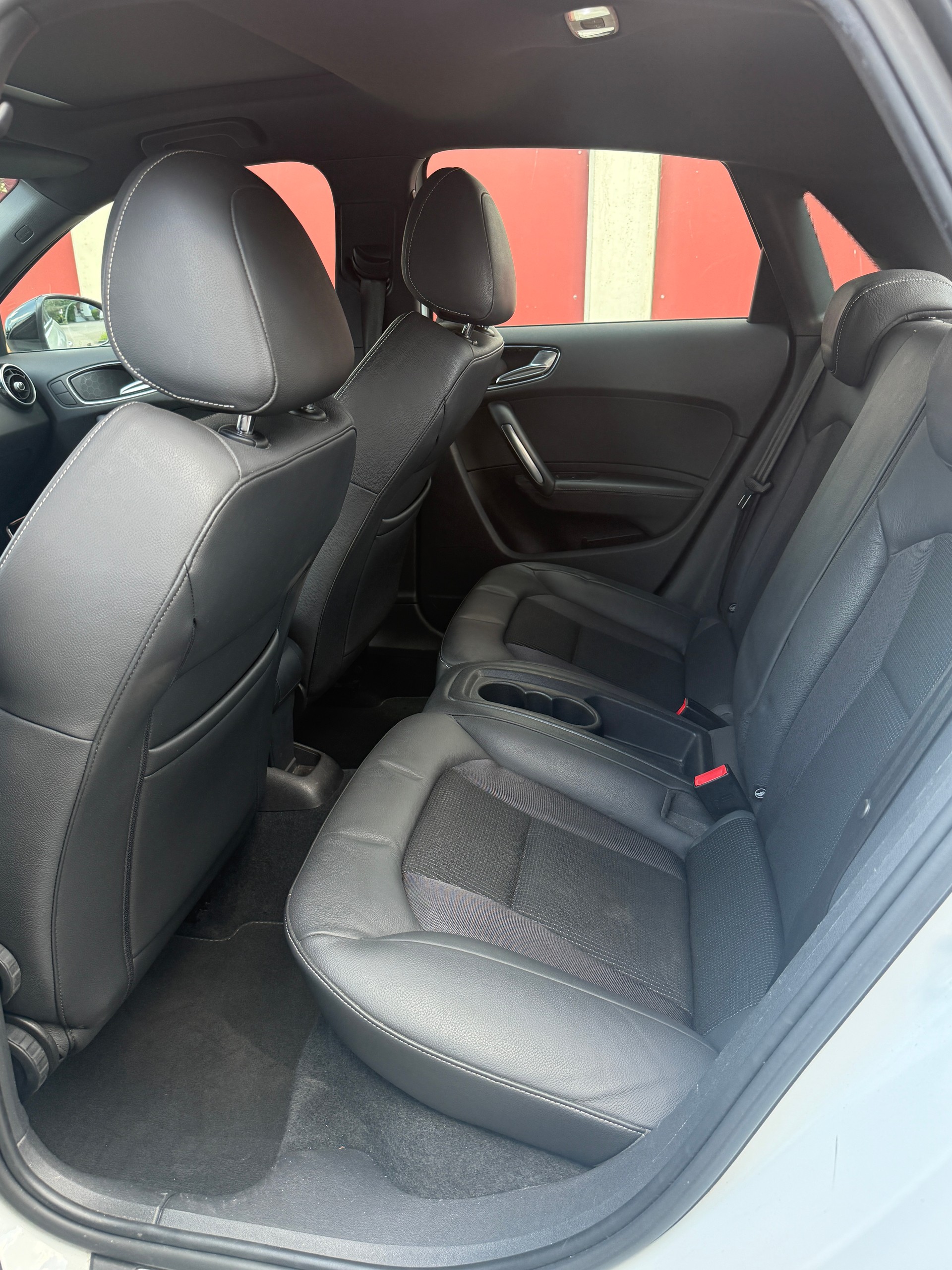 AUDI A1 Sportback Sport 1.4 TFSI Ambition S-tronic-image-23