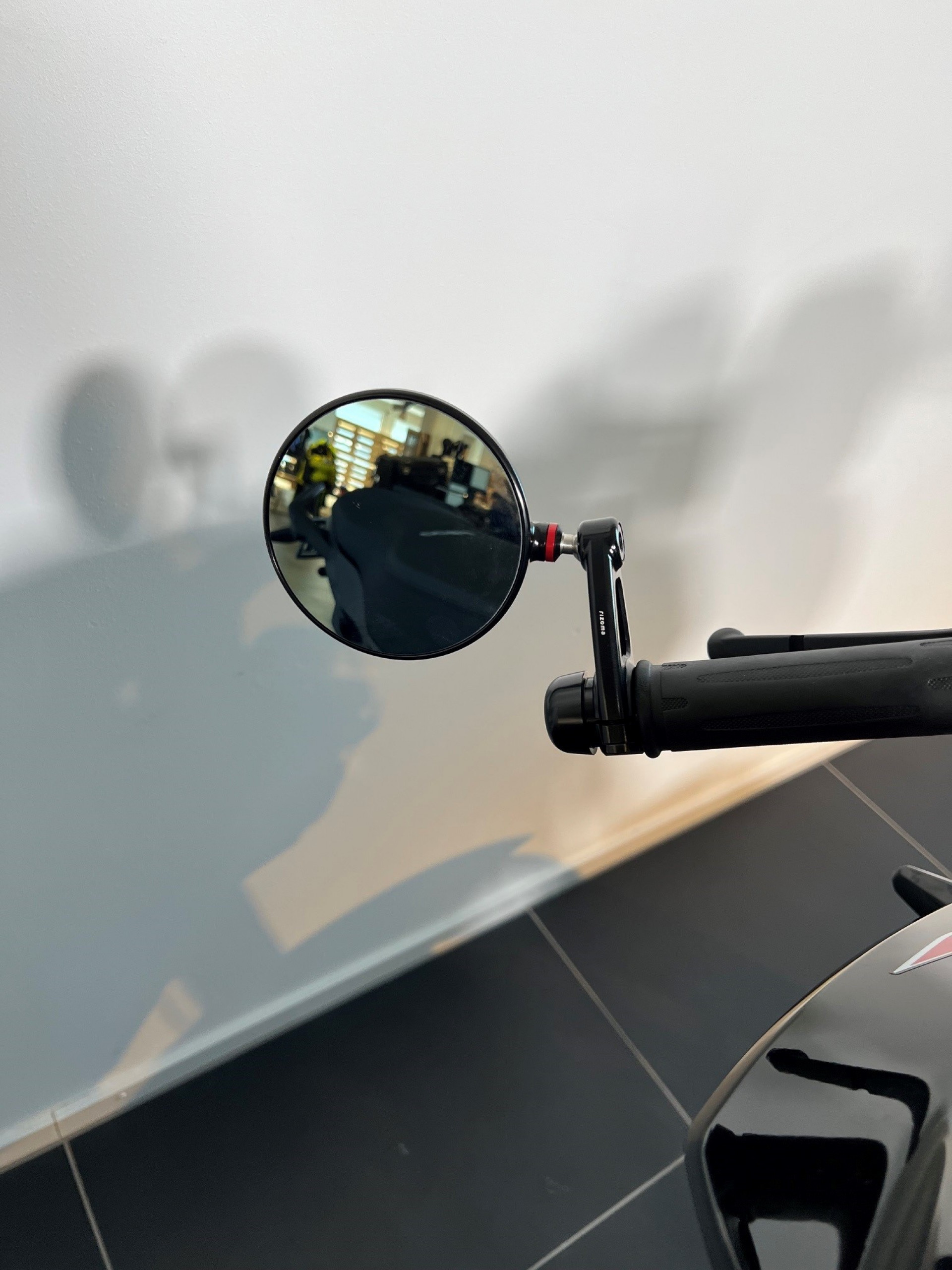 BMW F 900 R A2-showroom-element-3