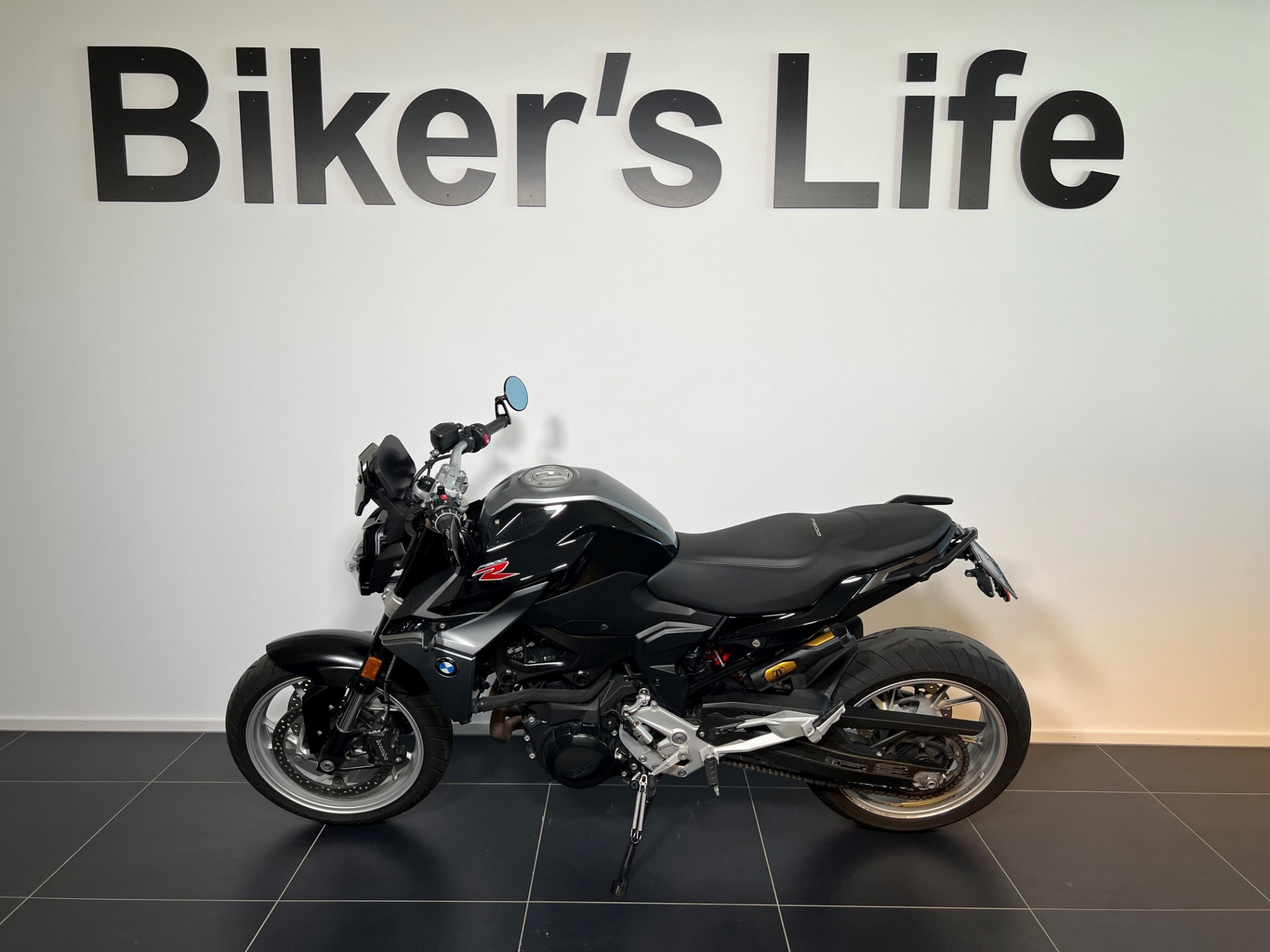 BMW F 900 R A2-showroom-element-1