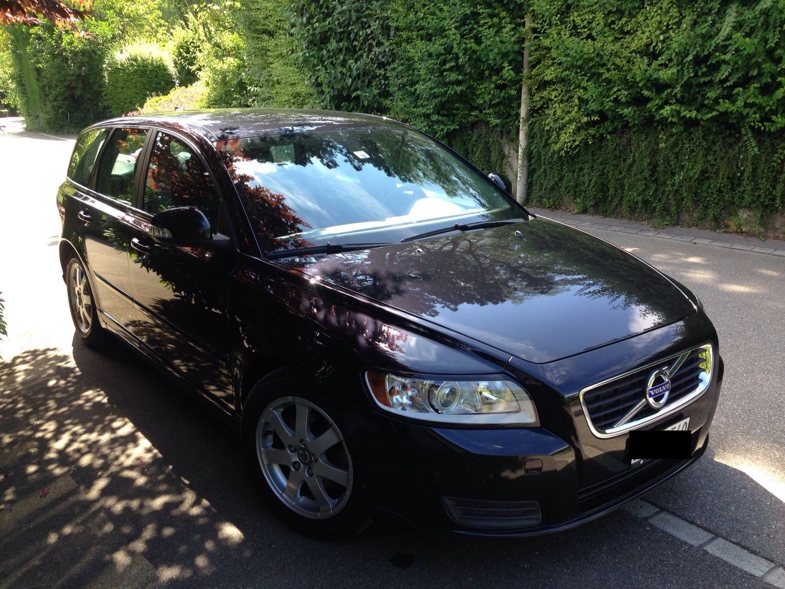 VOLVO 1.6 D DRIVe Kinetic S/S-image-0