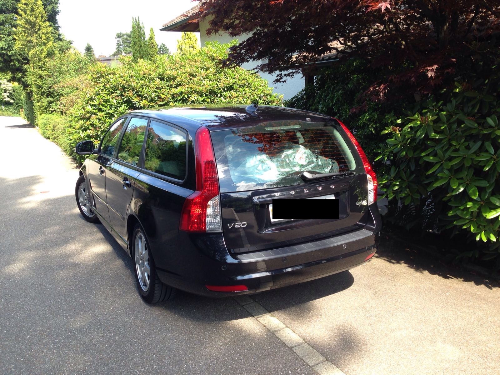 VOLVO 1.6 D DRIVe Kinetic S/S-image-1