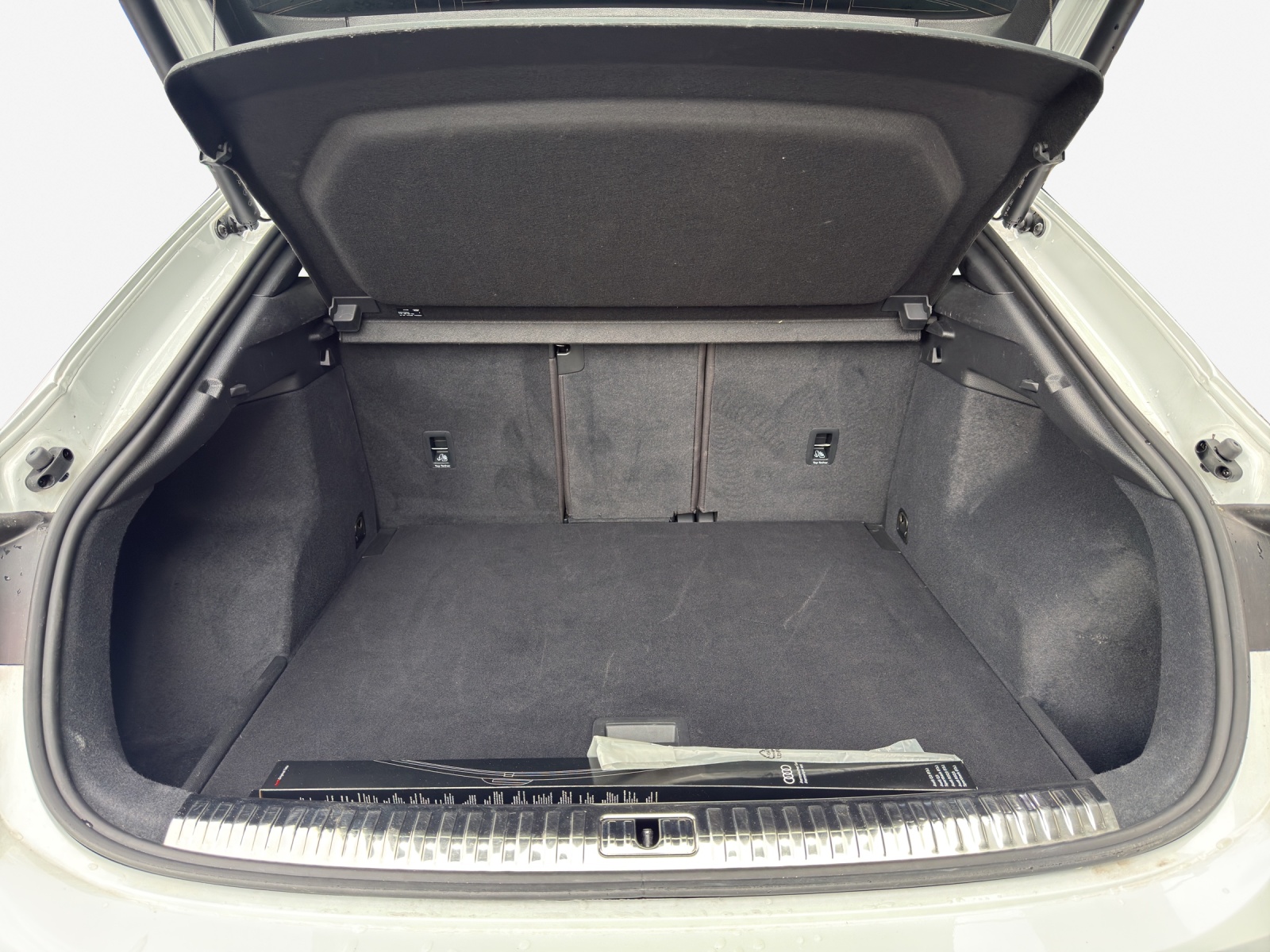 AUDI Q3 Sportback 35 TFSI S line Attraction S-tronic-image-12