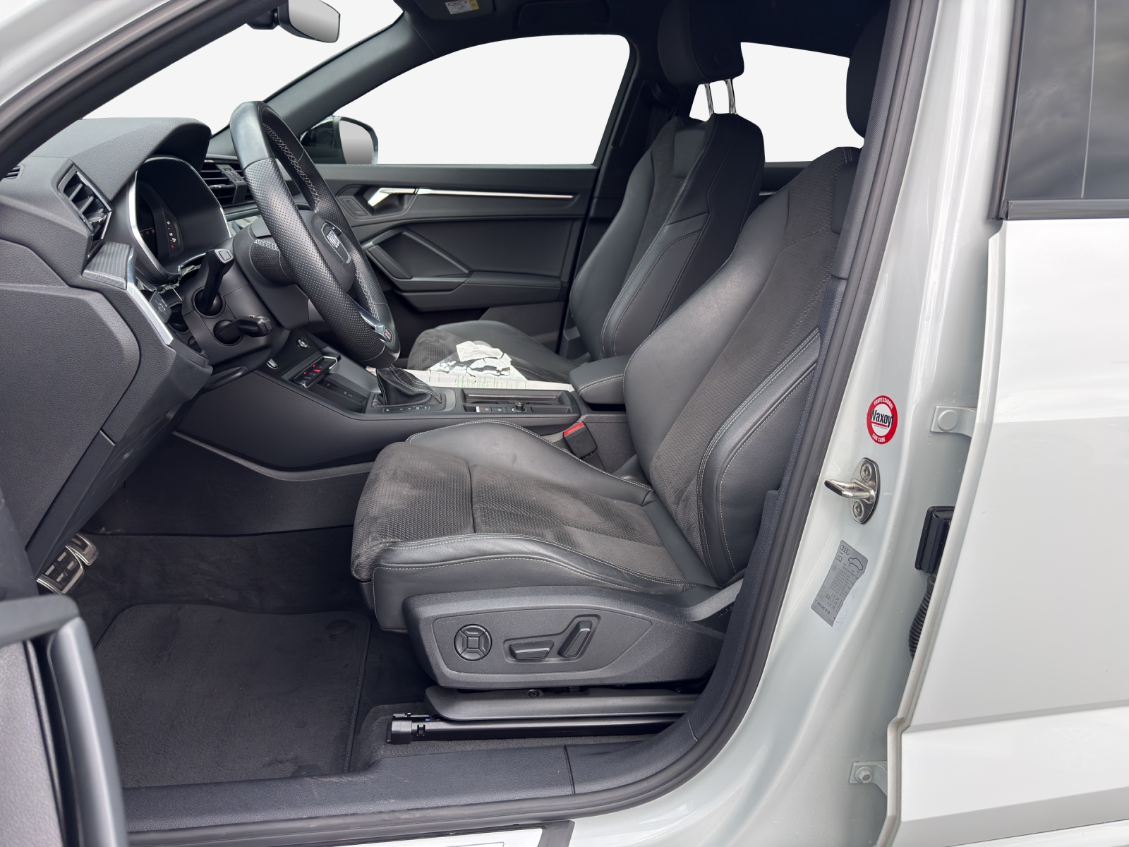 AUDI Q3 Sportback 35 TFSI S line Attraction S-tronic-image-7