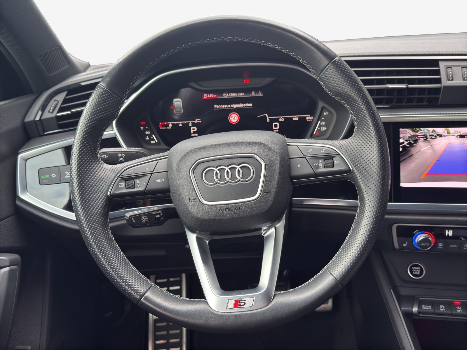 AUDI Q3 Sportback 35 TFSI S line Attraction S-tronic-image-9