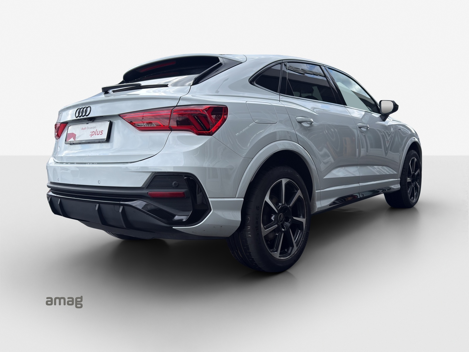AUDI Q3 Sportback 35 TFSI S line Attraction S-tronic-image-4