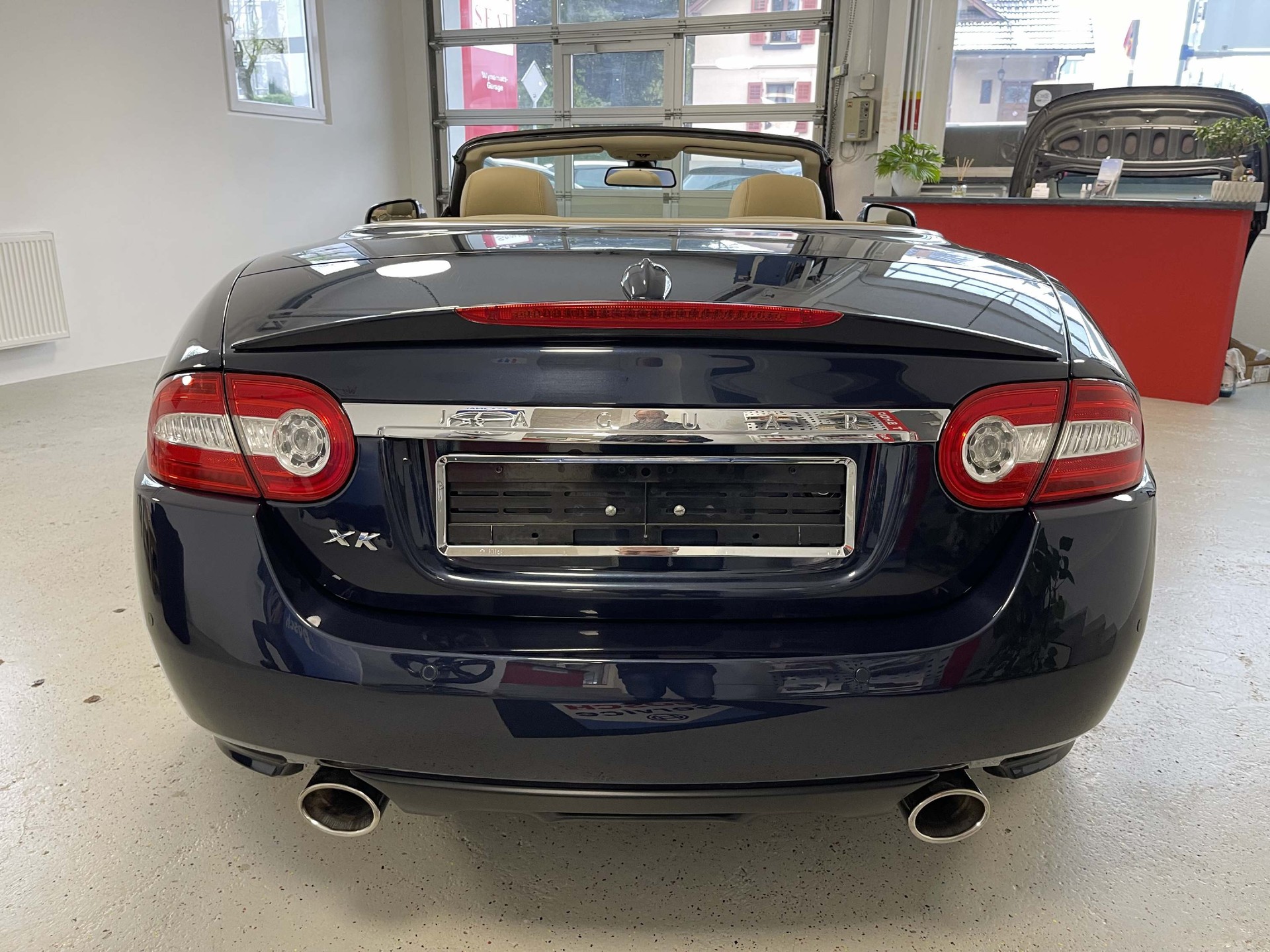 JAGUAR XK Convertible 5.0 V8 Special Edition-image-8