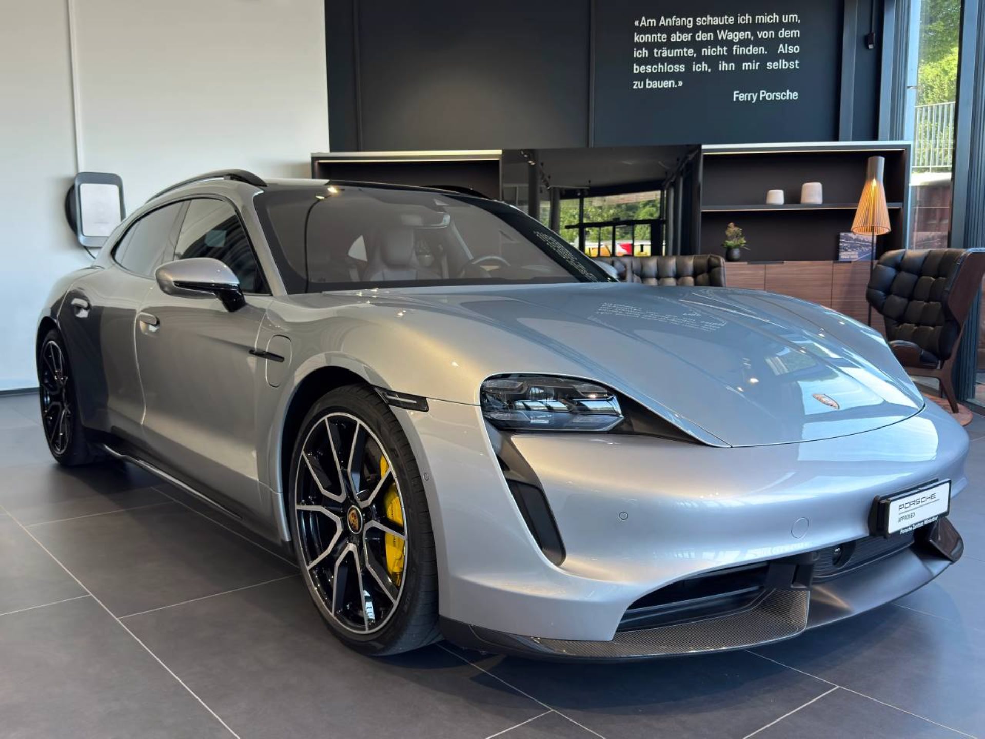 PORSCHE Taycan Turbo S Sport Turismo-image-8