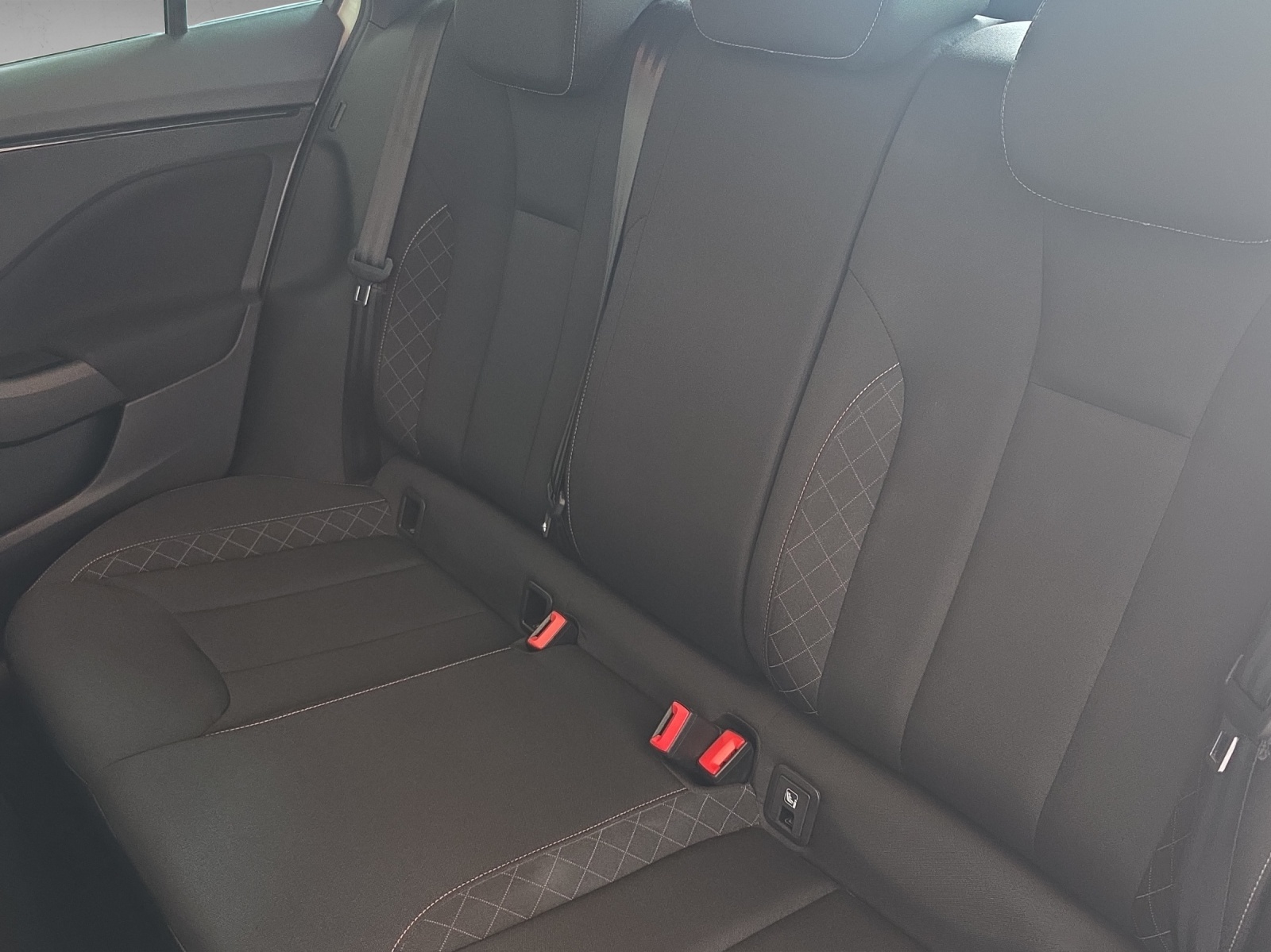 SKODA Kamiq 1.5 TSI Fresh DSG-image-5