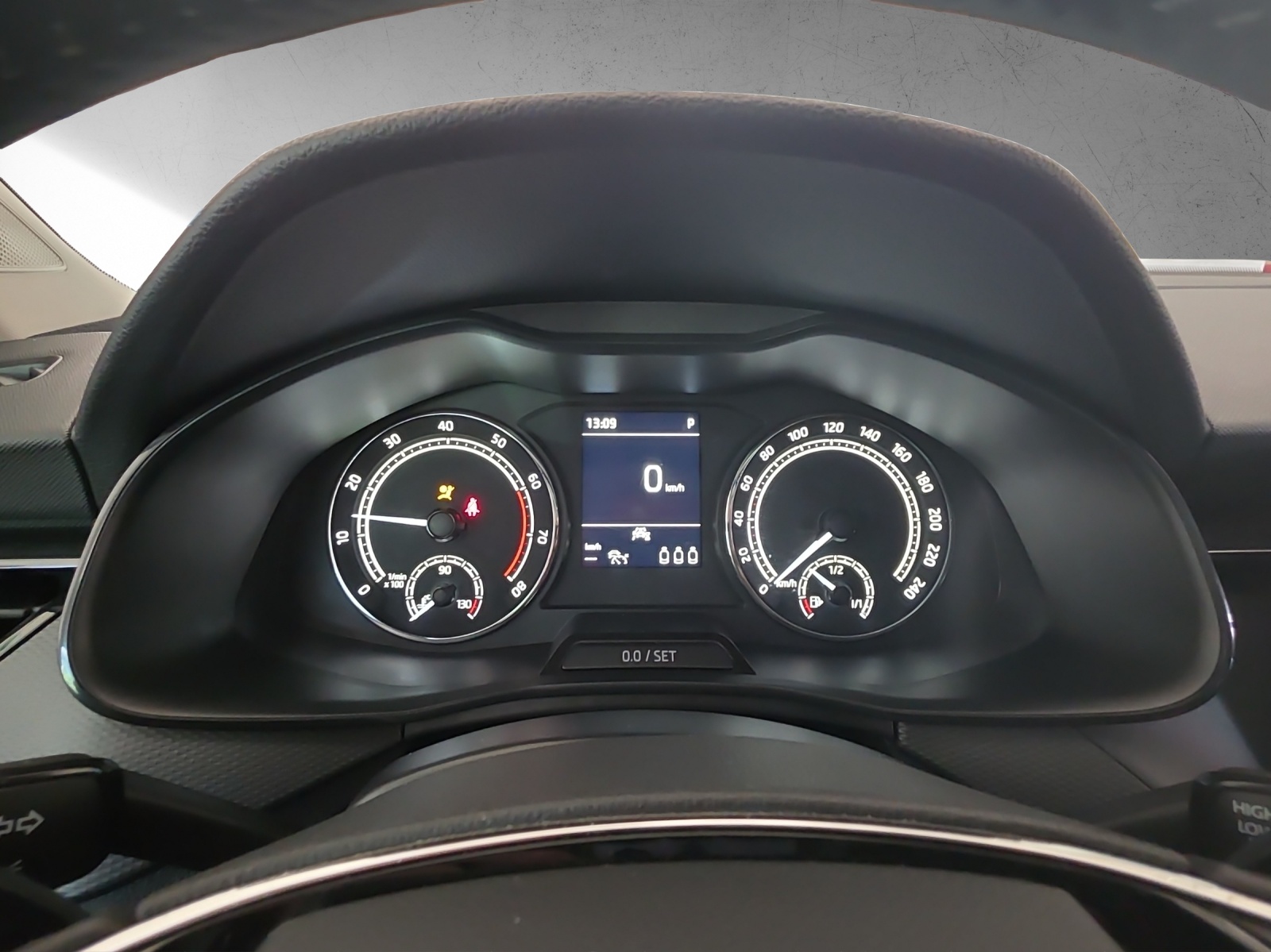 SKODA Kamiq 1.5 TSI Fresh DSG-image-10