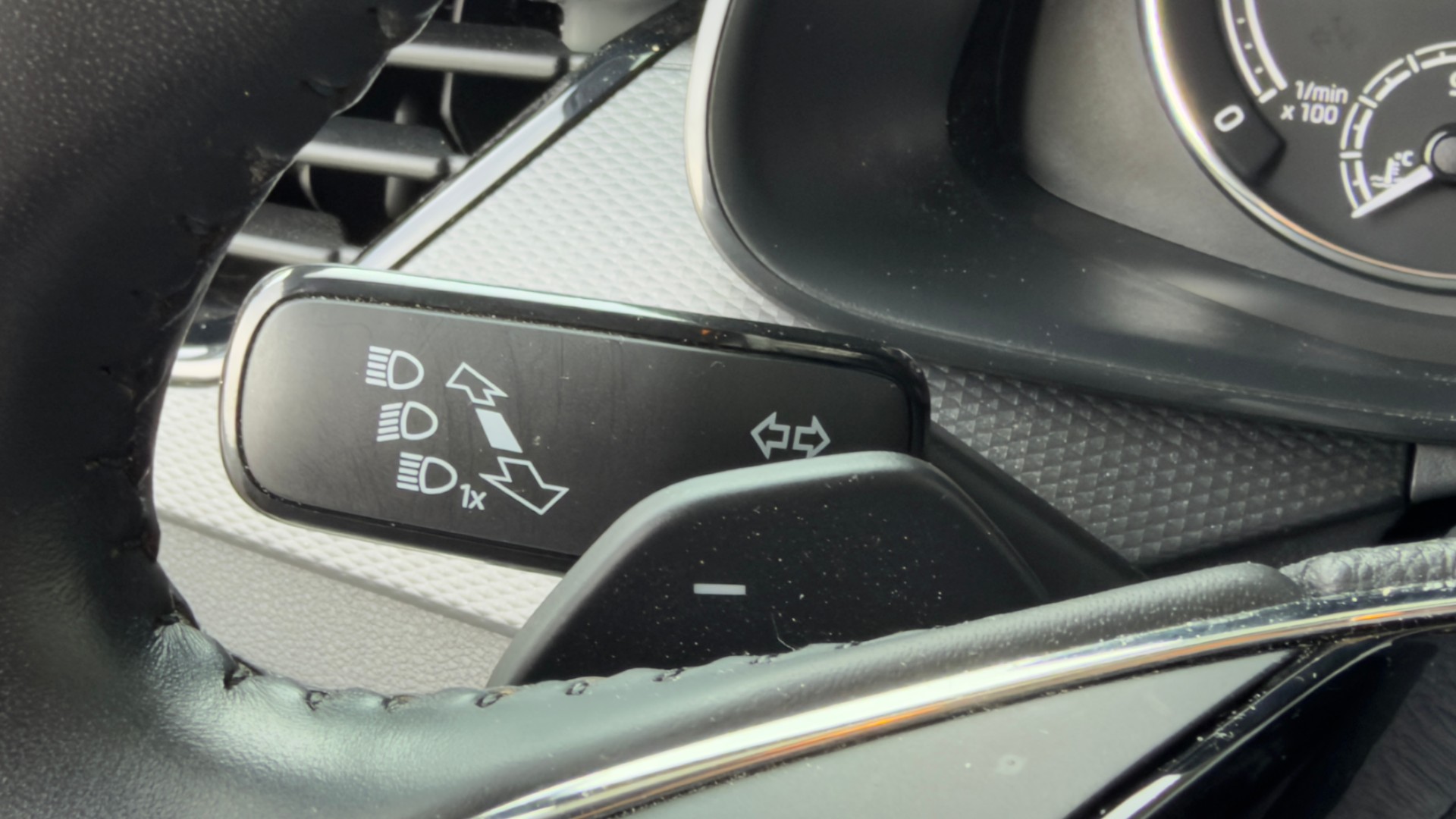 SKODA Kamiq 1.5 TSI Fresh DSG-image-11