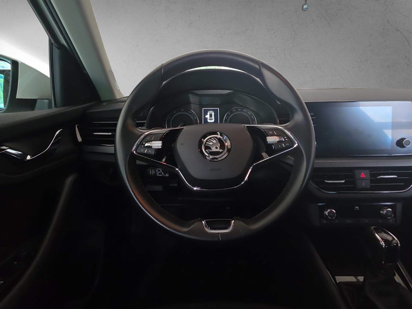 SKODA Kamiq 1.5 TSI Fresh DSG-image-9