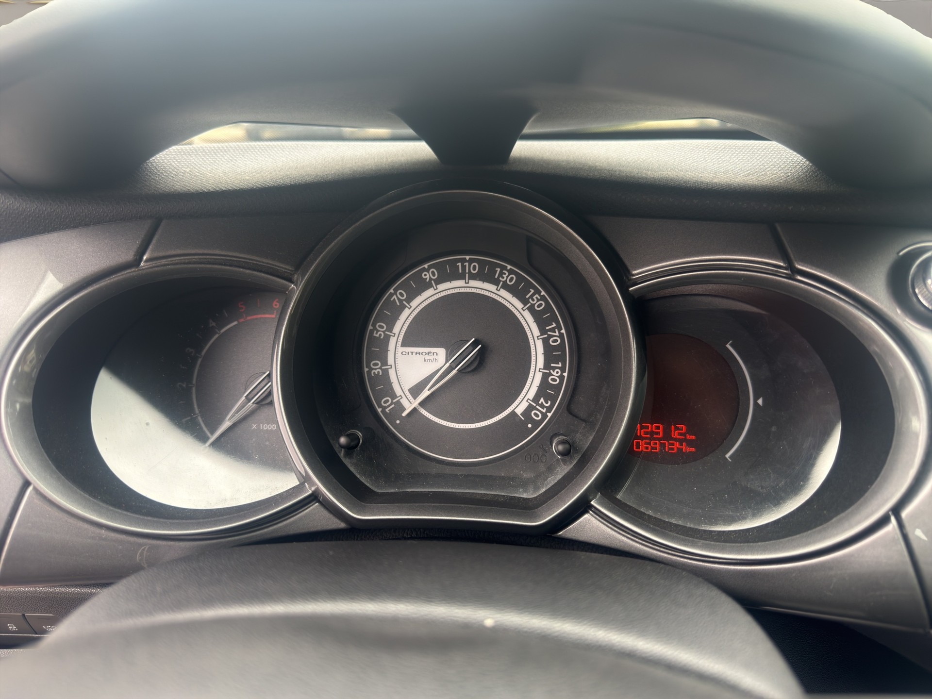 CITROEN C3 1.4 HDi Séduction EGS5-image-9