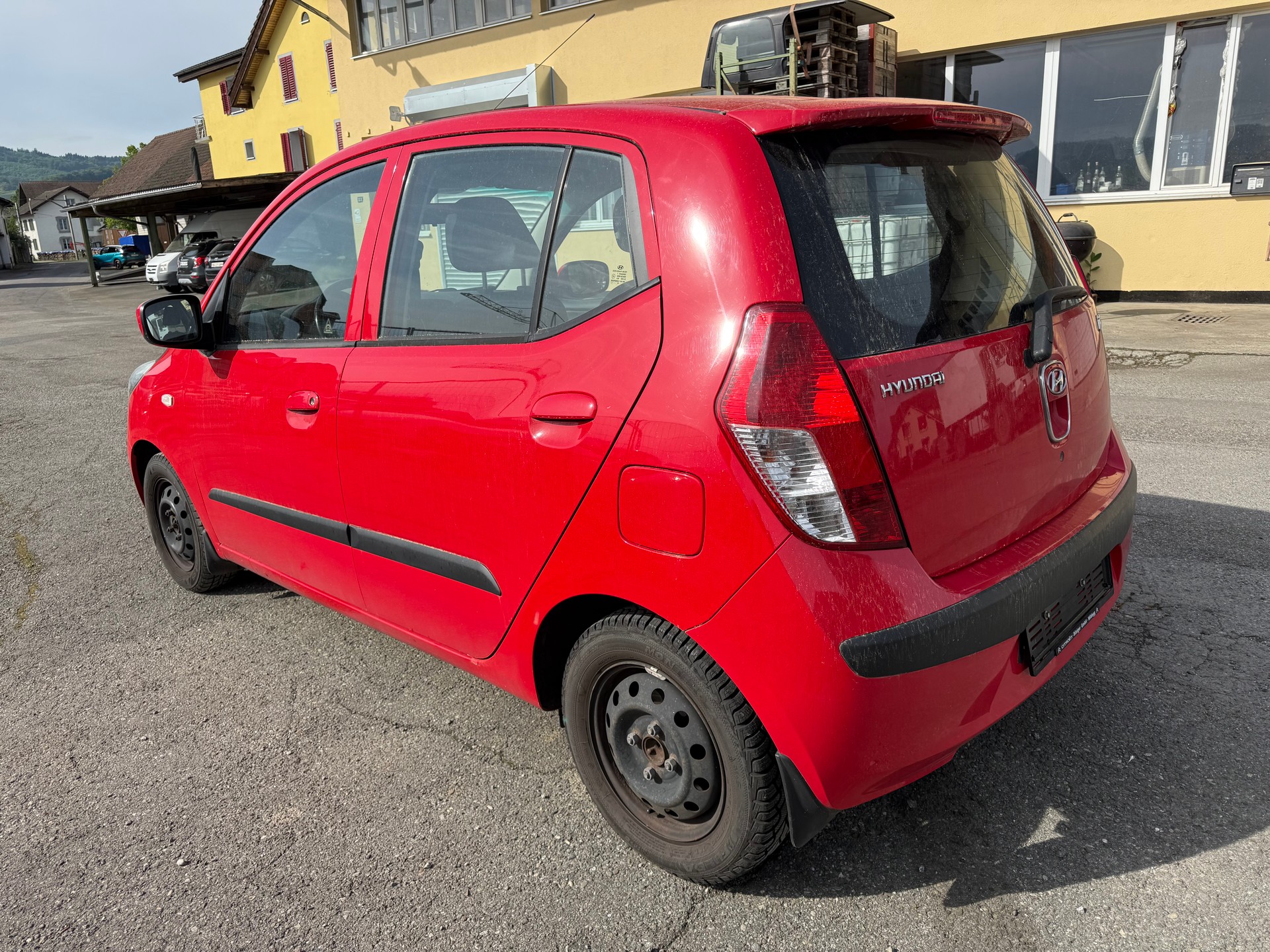 HYUNDAI i10 1.1 Style-image-3
